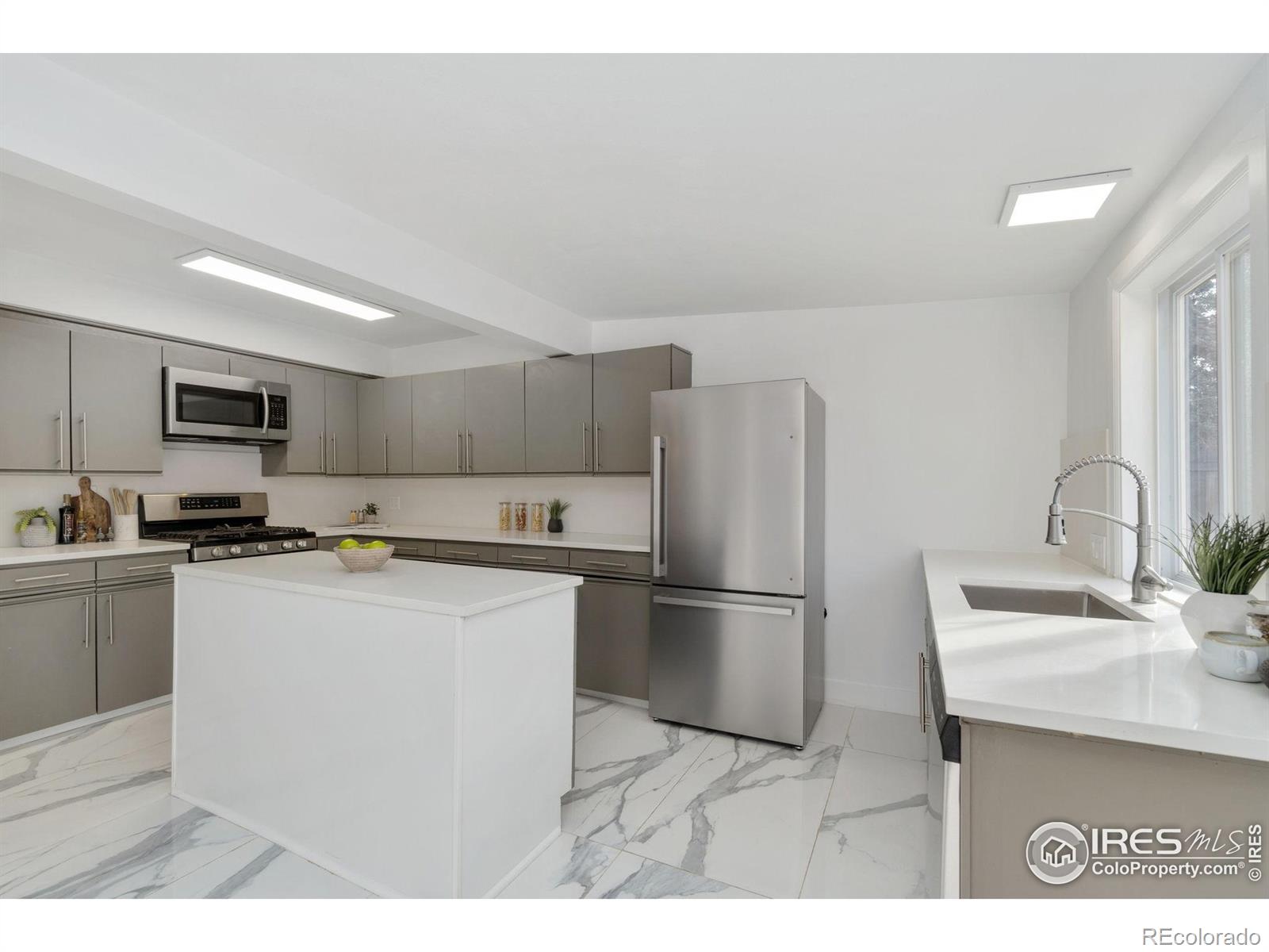MLS Image #15 for 2749 s glencoe street,denver, Colorado