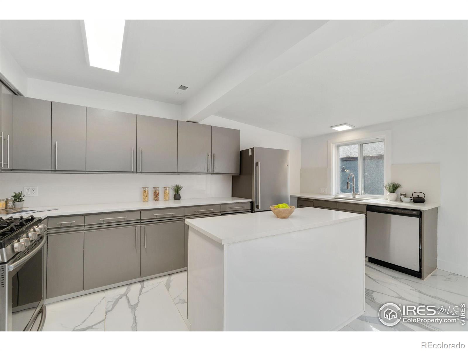 MLS Image #17 for 2749 s glencoe street,denver, Colorado