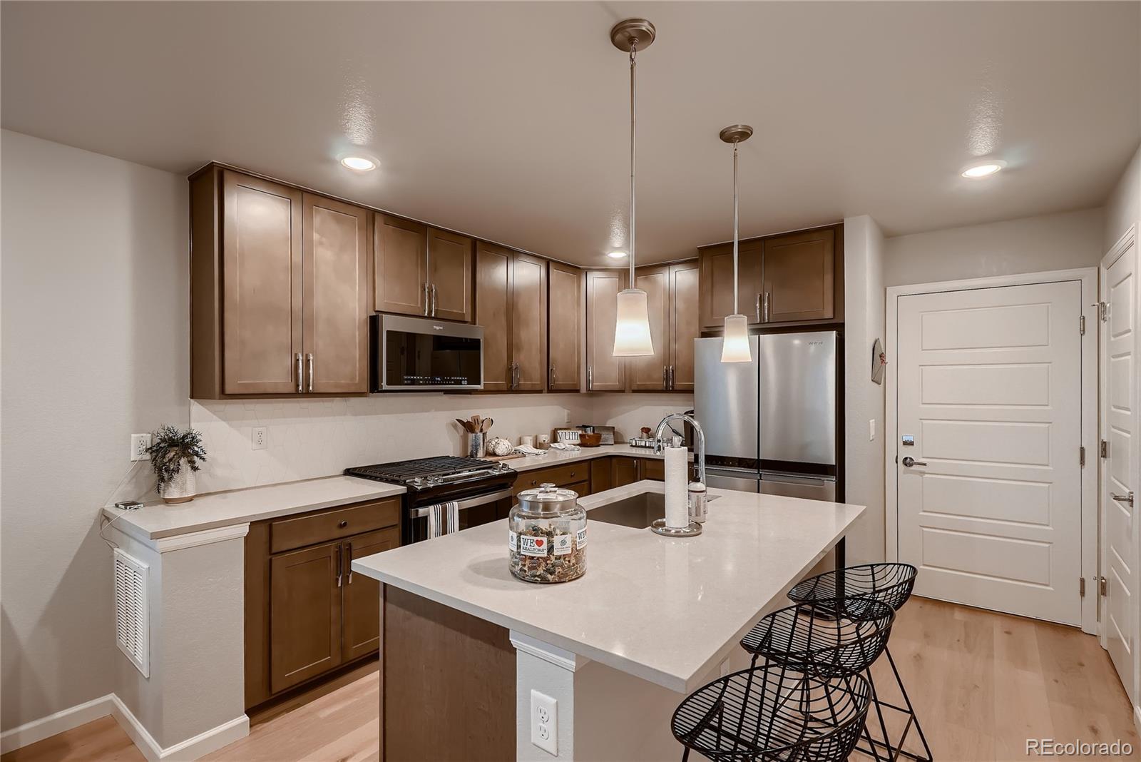 MLS Image #9 for 6309 n hanover street,denver, Colorado