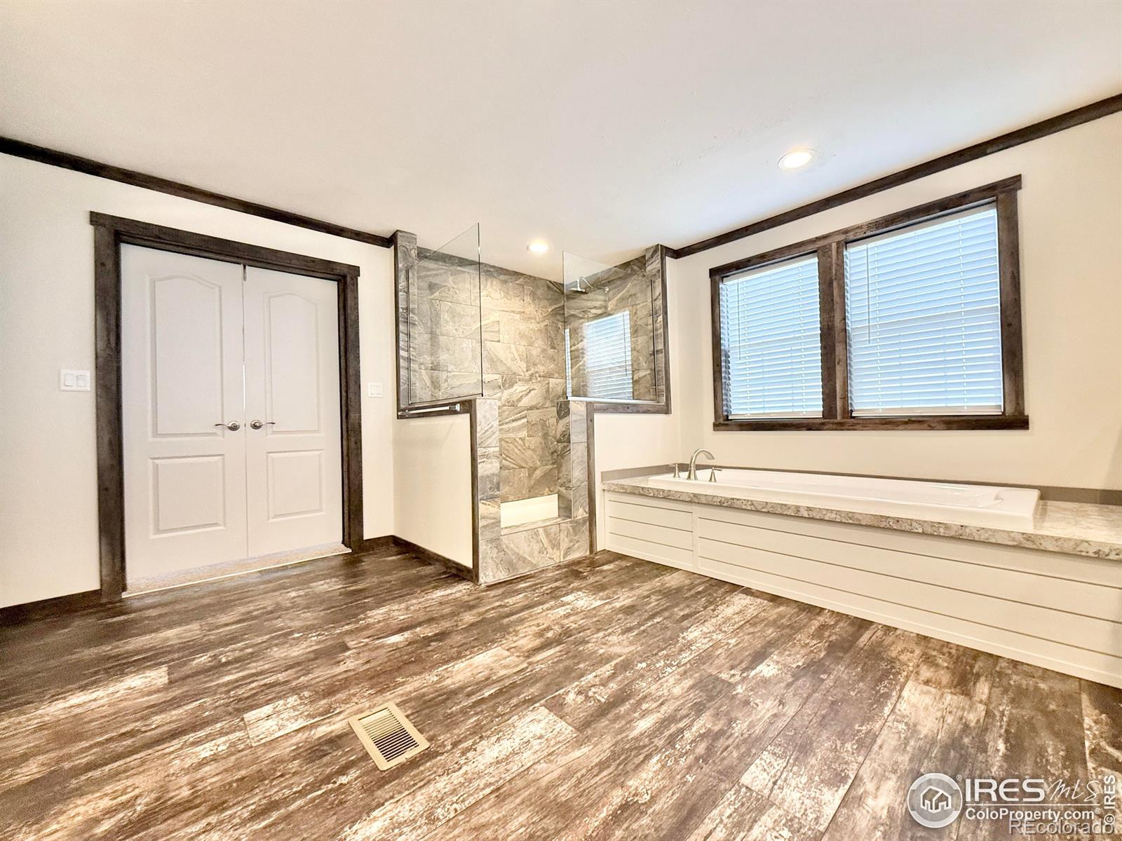 MLS Image #13 for 34211  county road 83 ,briggsdale, Colorado