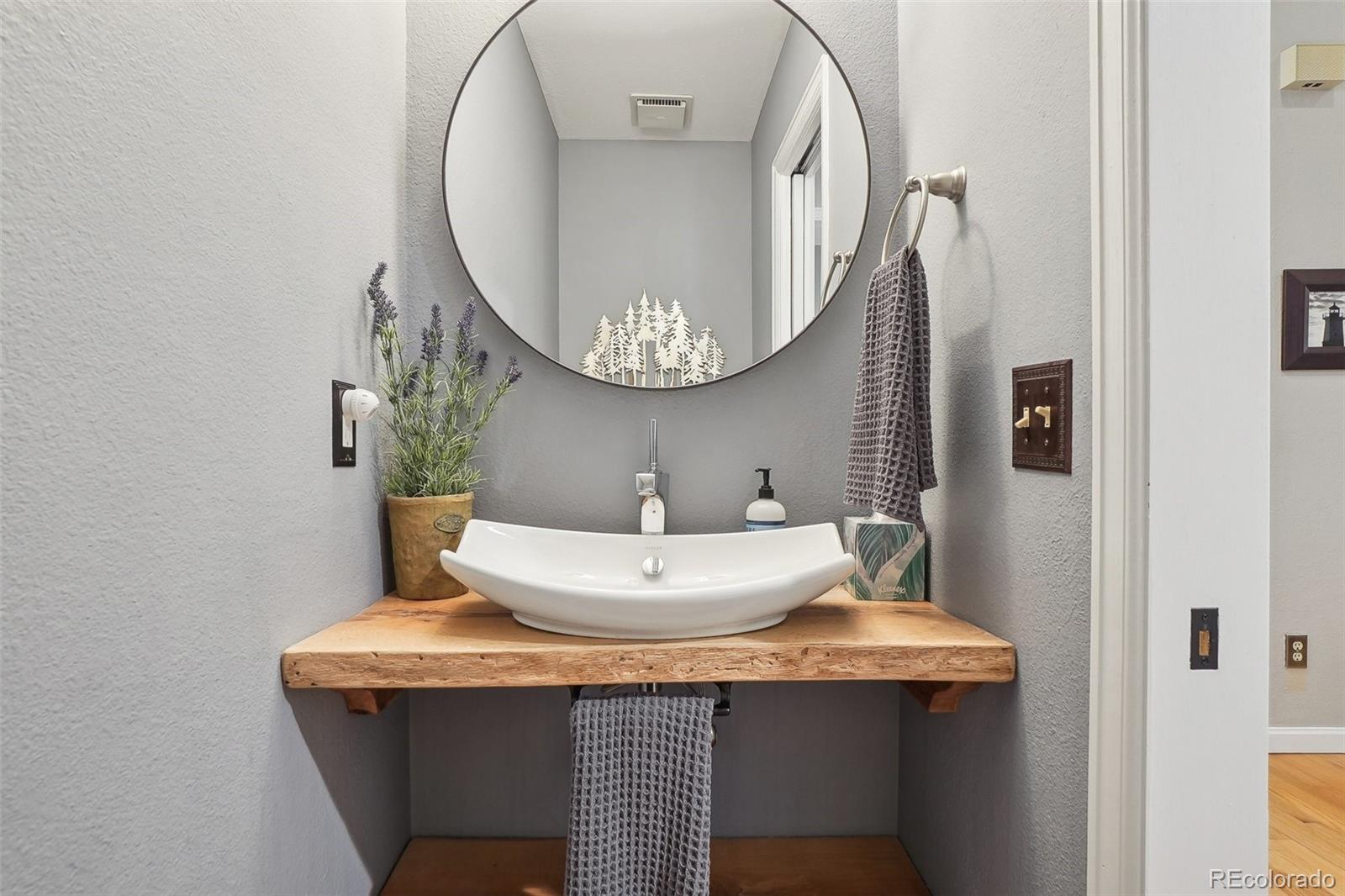 MLS Image #20 for 1582 w briarwood avenue,littleton, Colorado