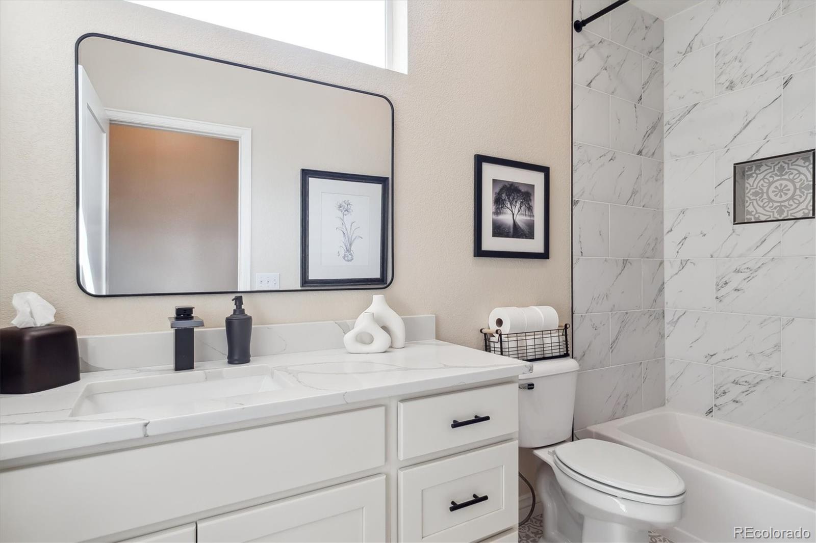 MLS Image #17 for 1026  deer clover way,castle pines, Colorado