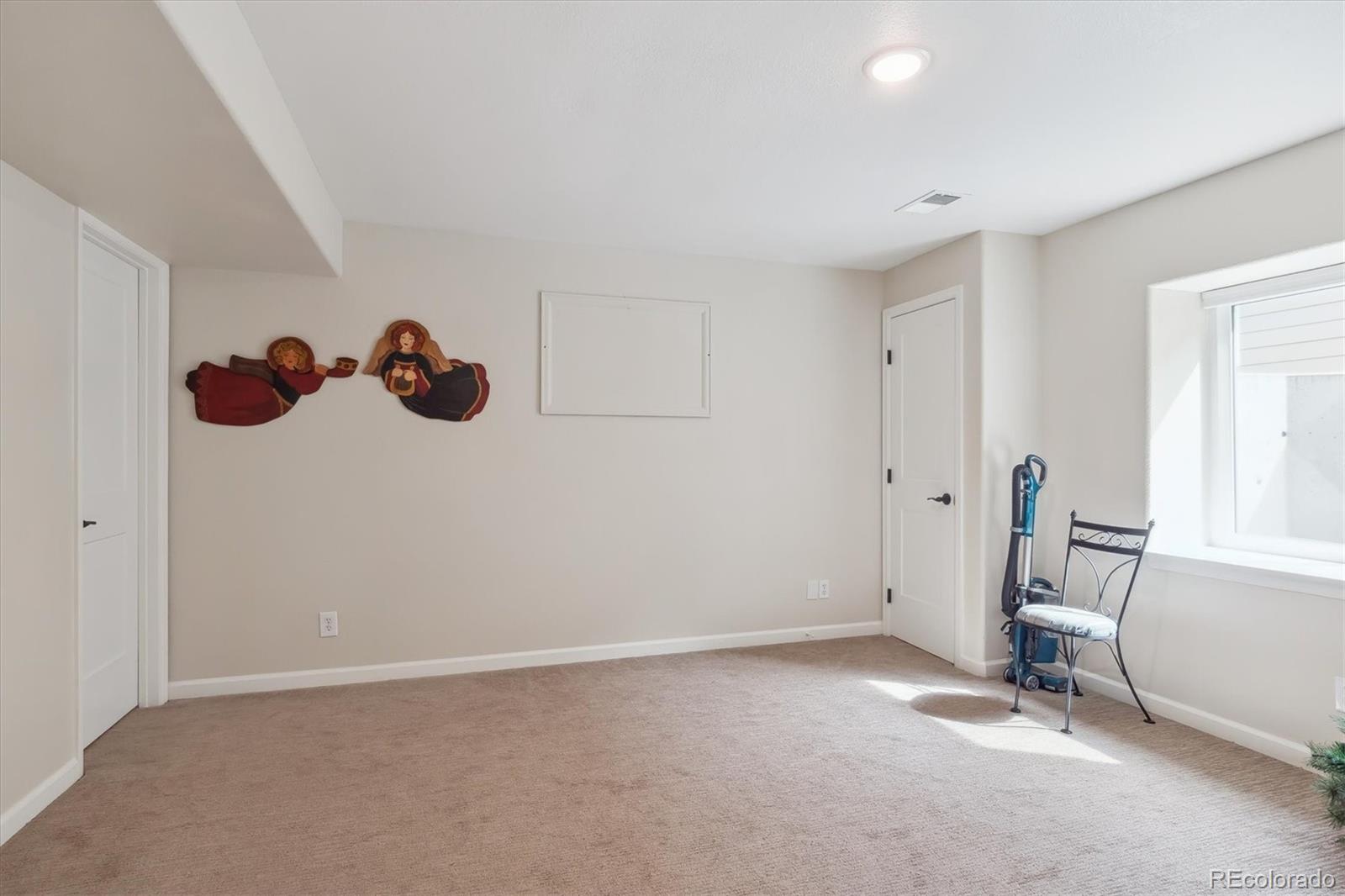 MLS Image #28 for 1026  deer clover way,castle pines, Colorado