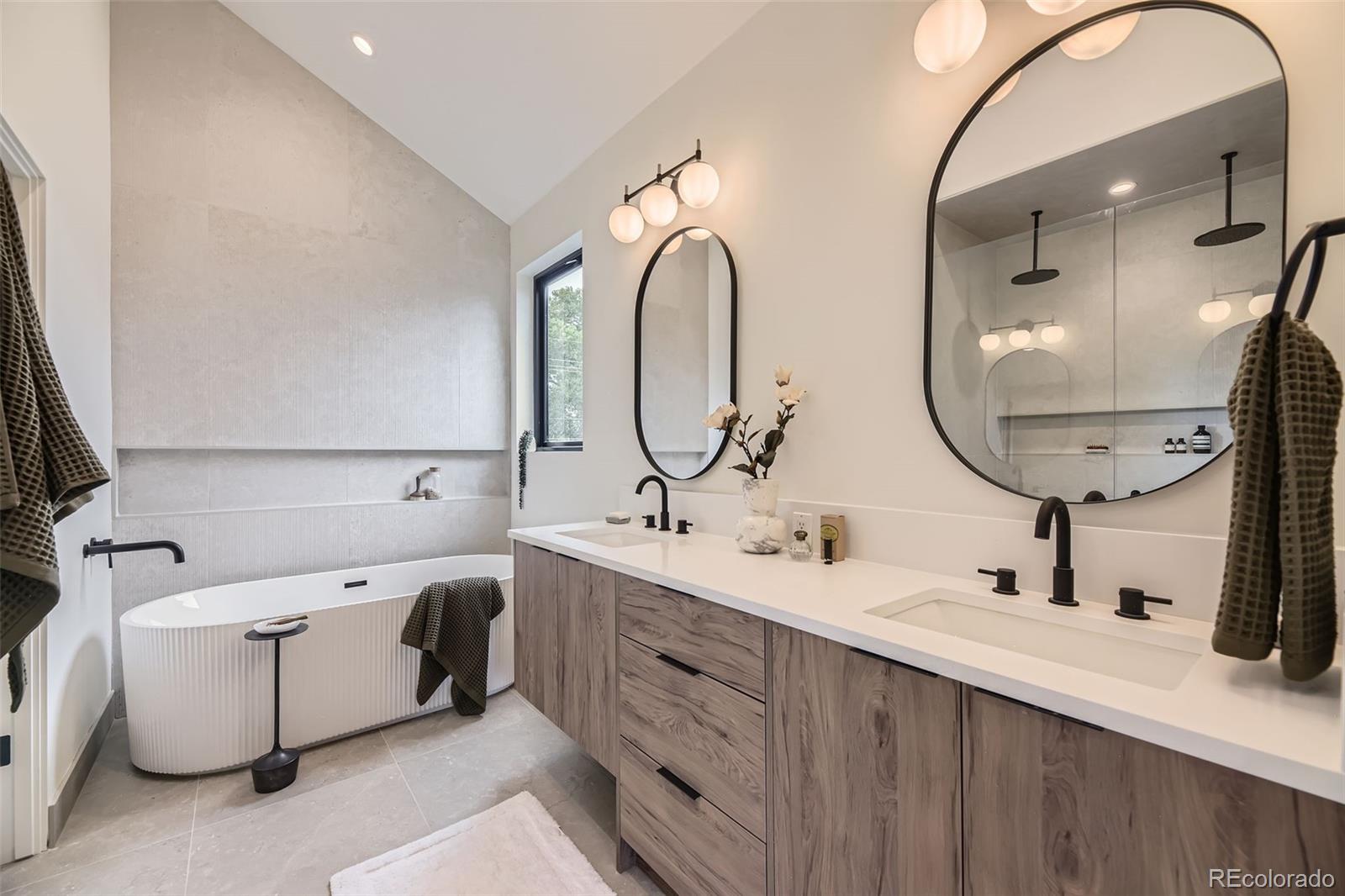 MLS Image #13 for 2378 s bannock street,denver, Colorado