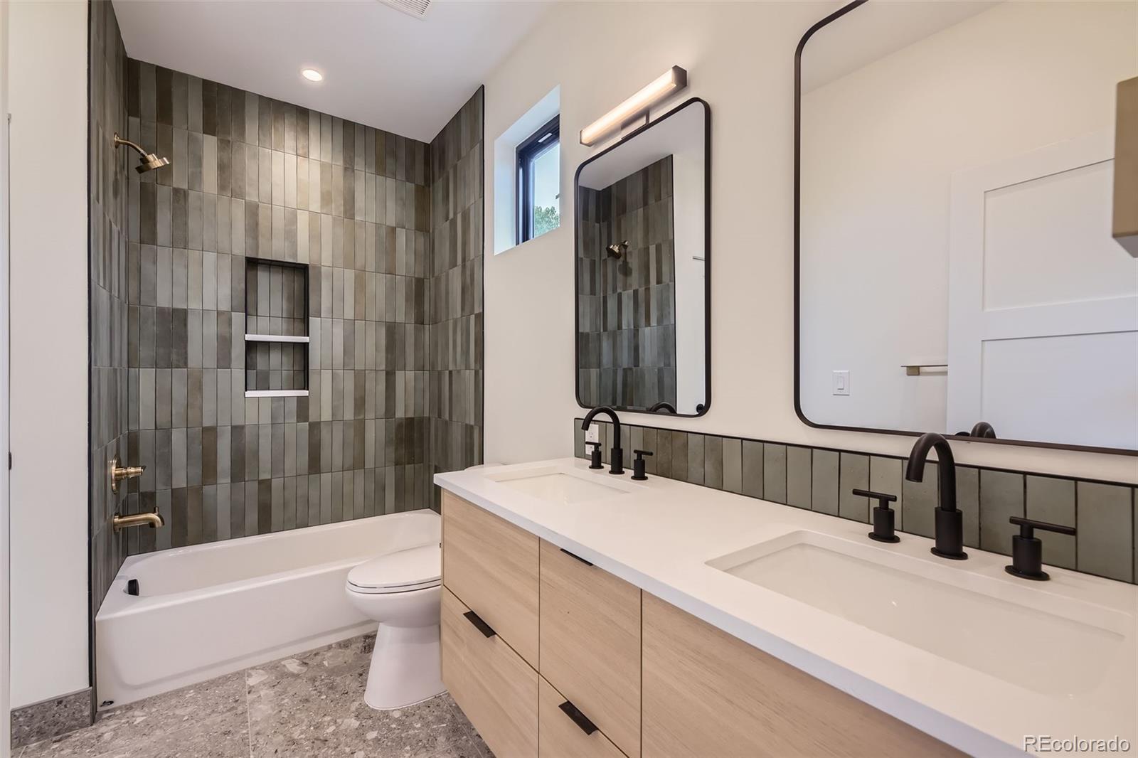 MLS Image #18 for 2378 s bannock street,denver, Colorado