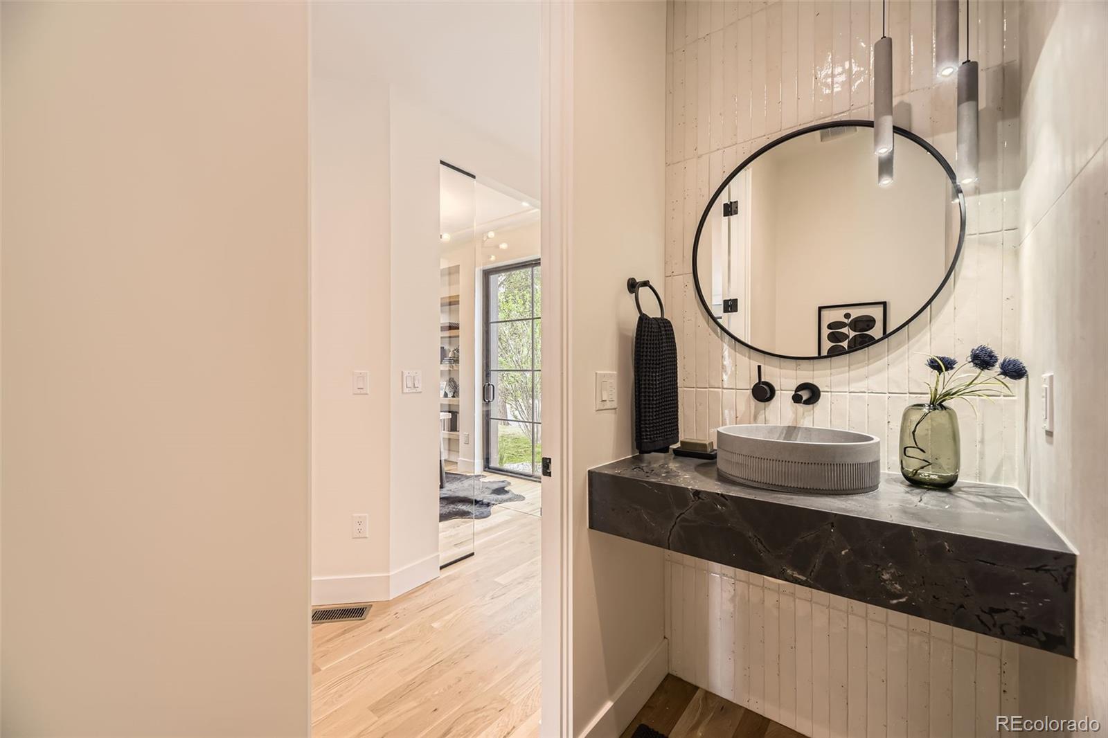 MLS Image #8 for 2378 s bannock street,denver, Colorado
