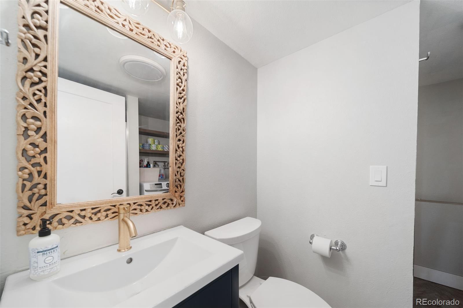 MLS Image #10 for 17372 e prentice circle,centennial, Colorado
