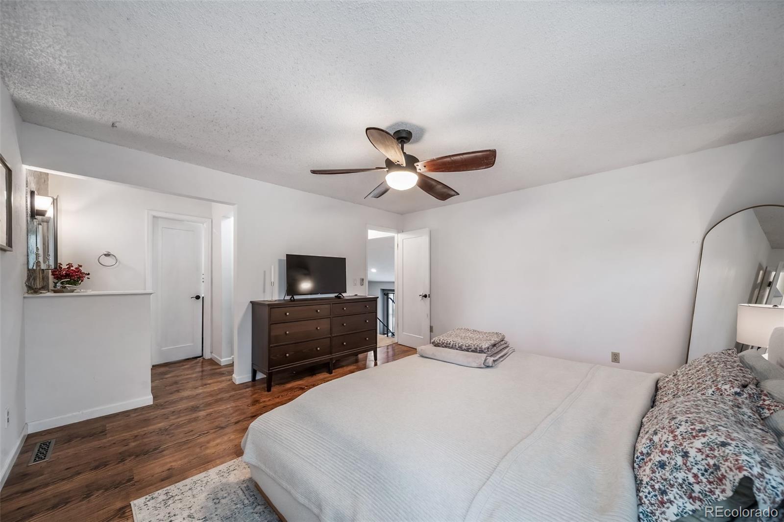 MLS Image #14 for 17372 e prentice circle,centennial, Colorado