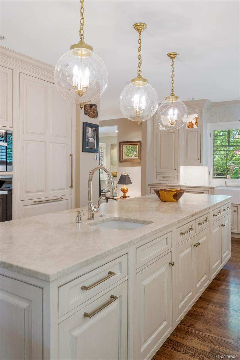 MLS Image #14 for 395 n franklin street,denver, Colorado