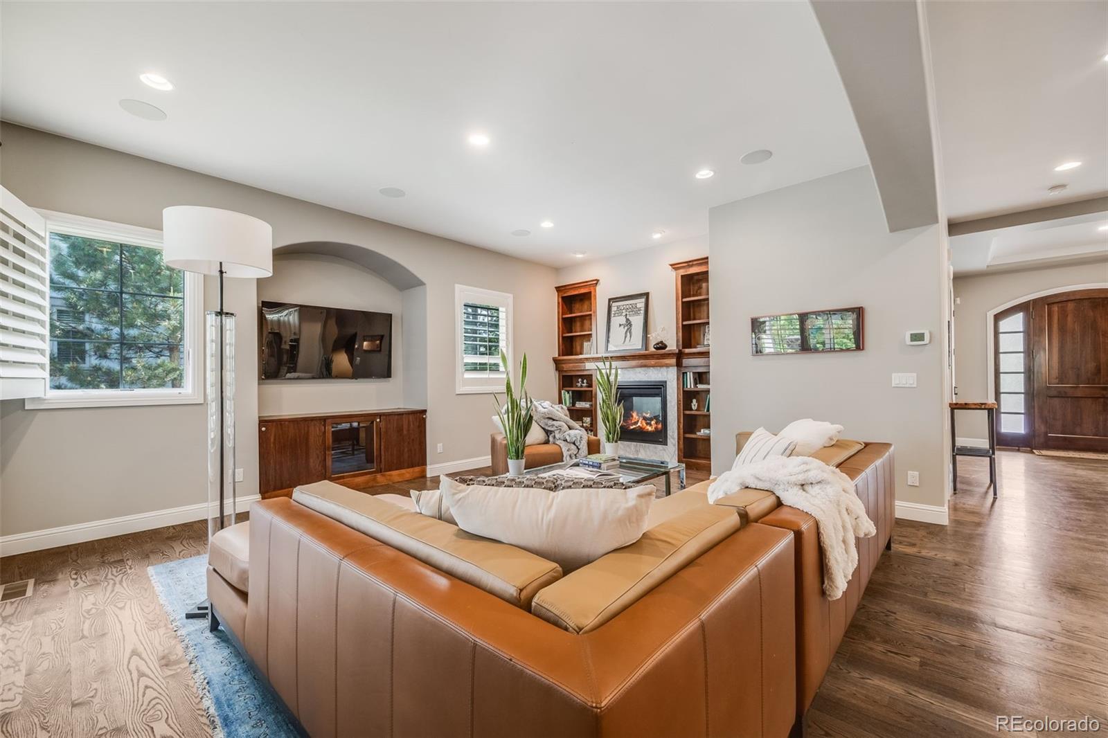 MLS Image #12 for 2362  spruce way,denver, Colorado
