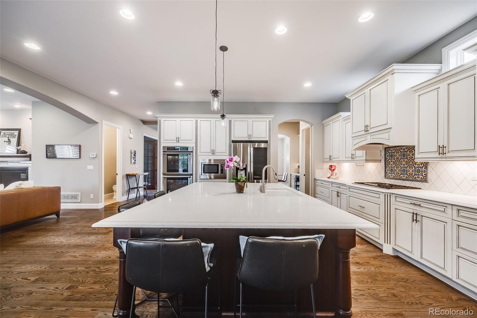 MLS Image #16 for 2362  spruce way,denver, Colorado