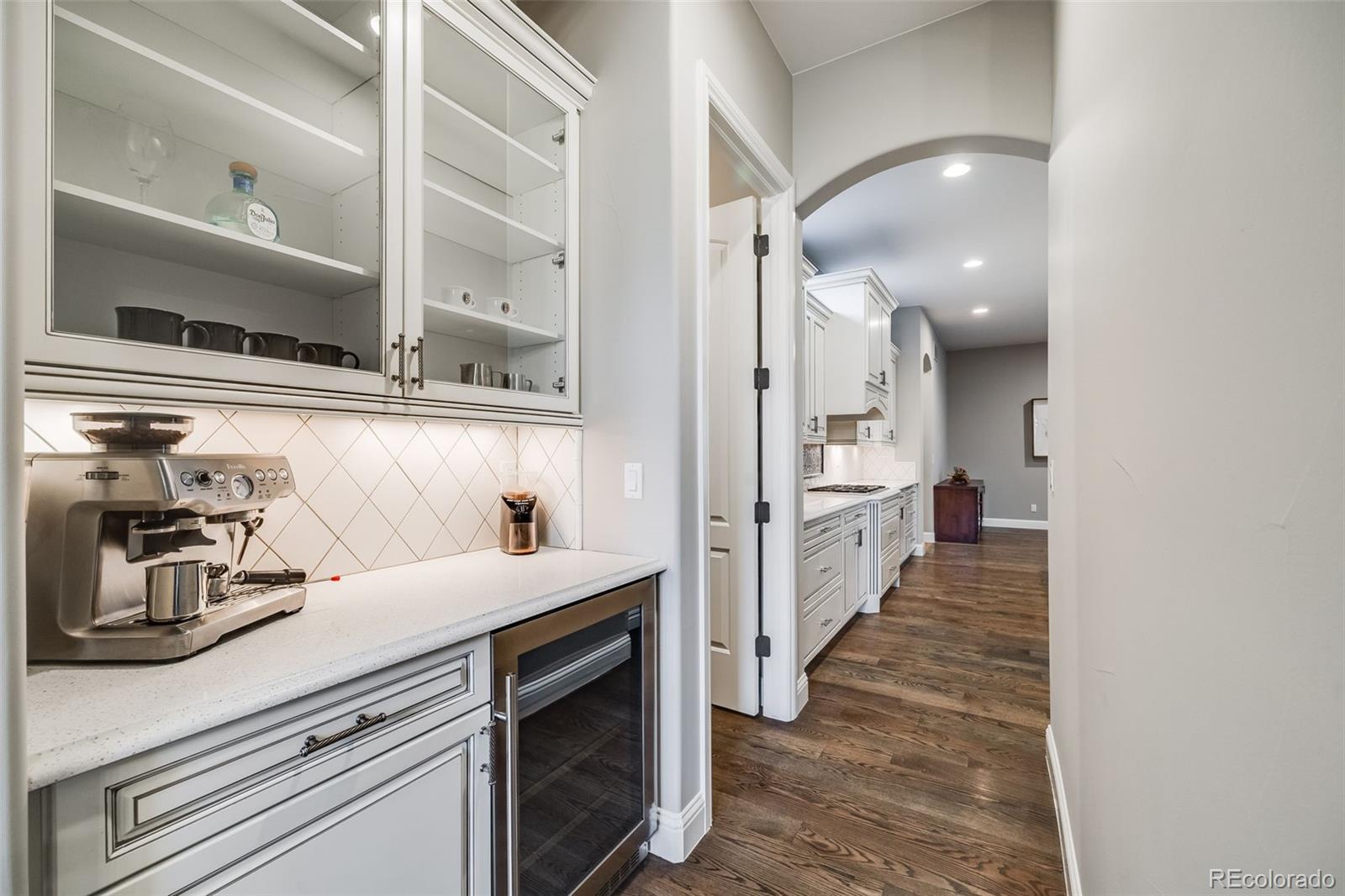 MLS Image #19 for 2362  spruce way,denver, Colorado