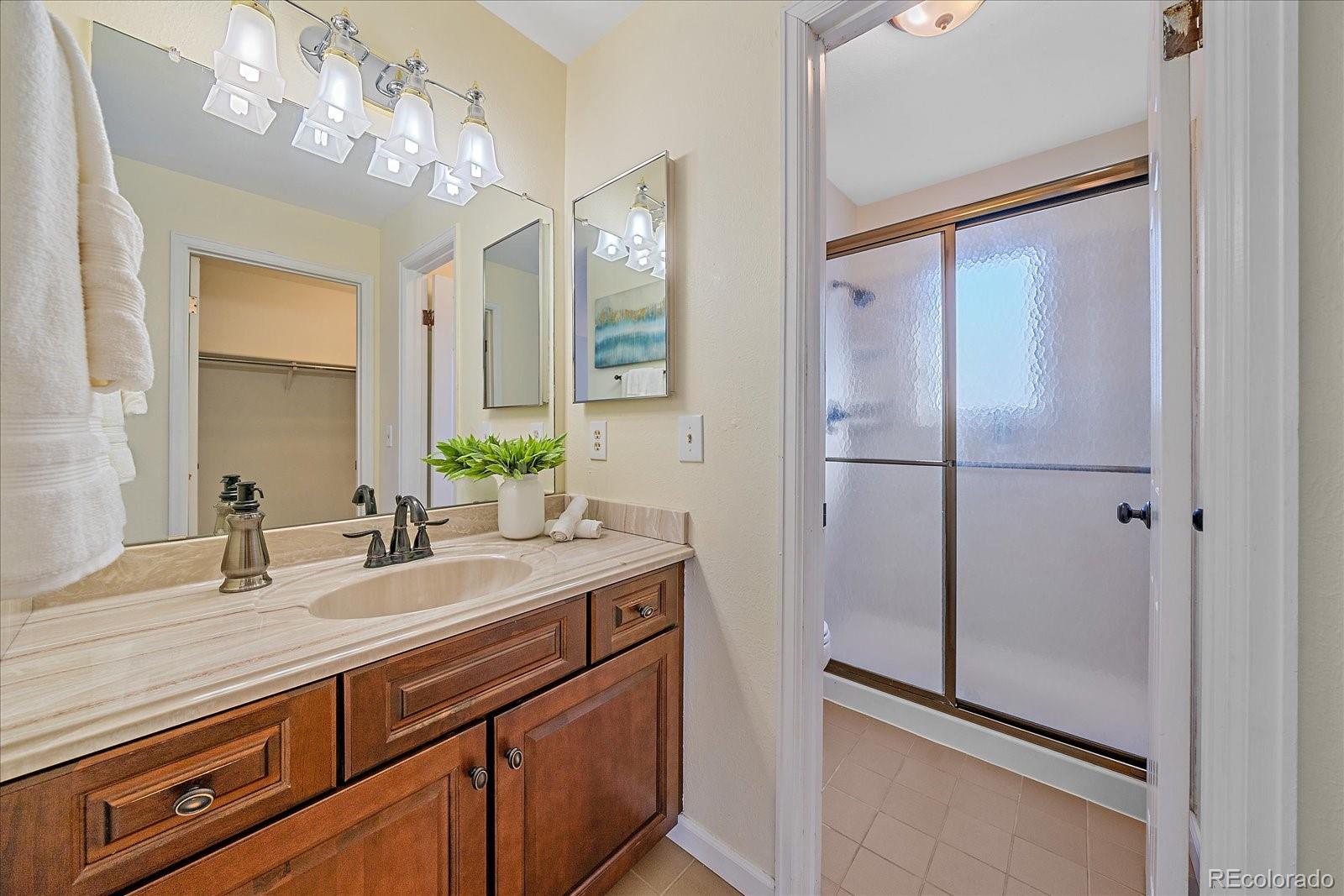 MLS Image #19 for 18263 e mansfield avenue,aurora, Colorado