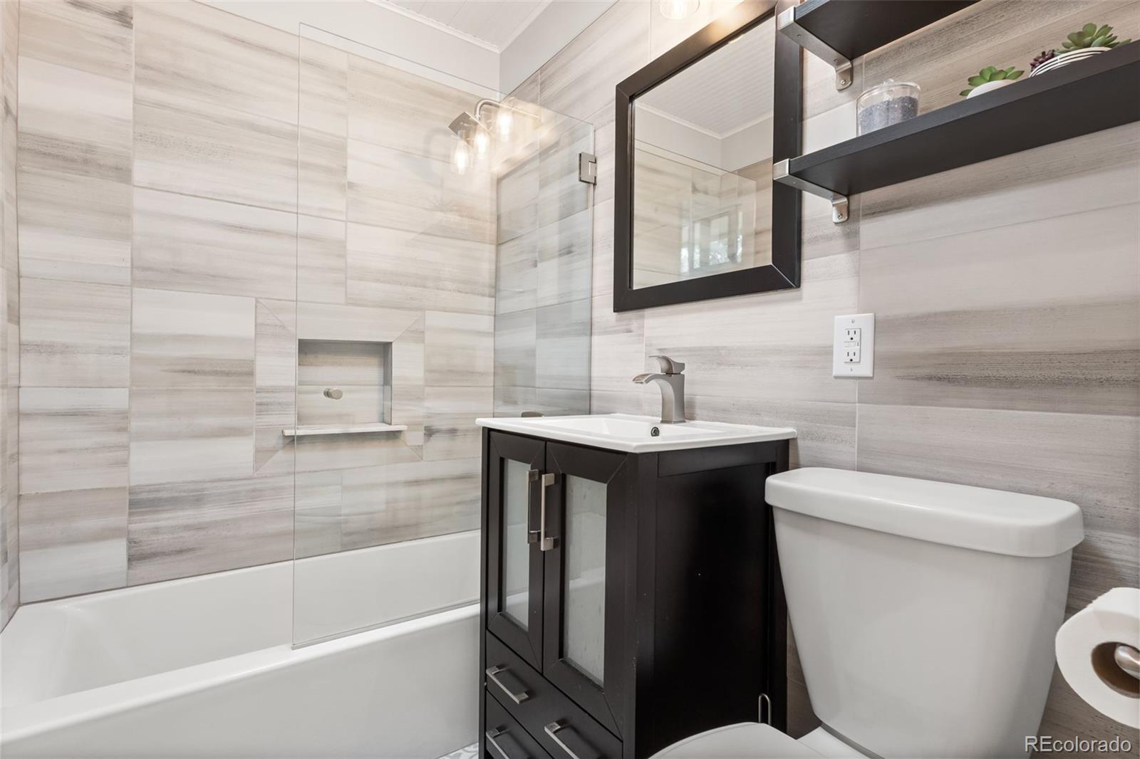 MLS Image #23 for 11224 w 28th place,lakewood, Colorado