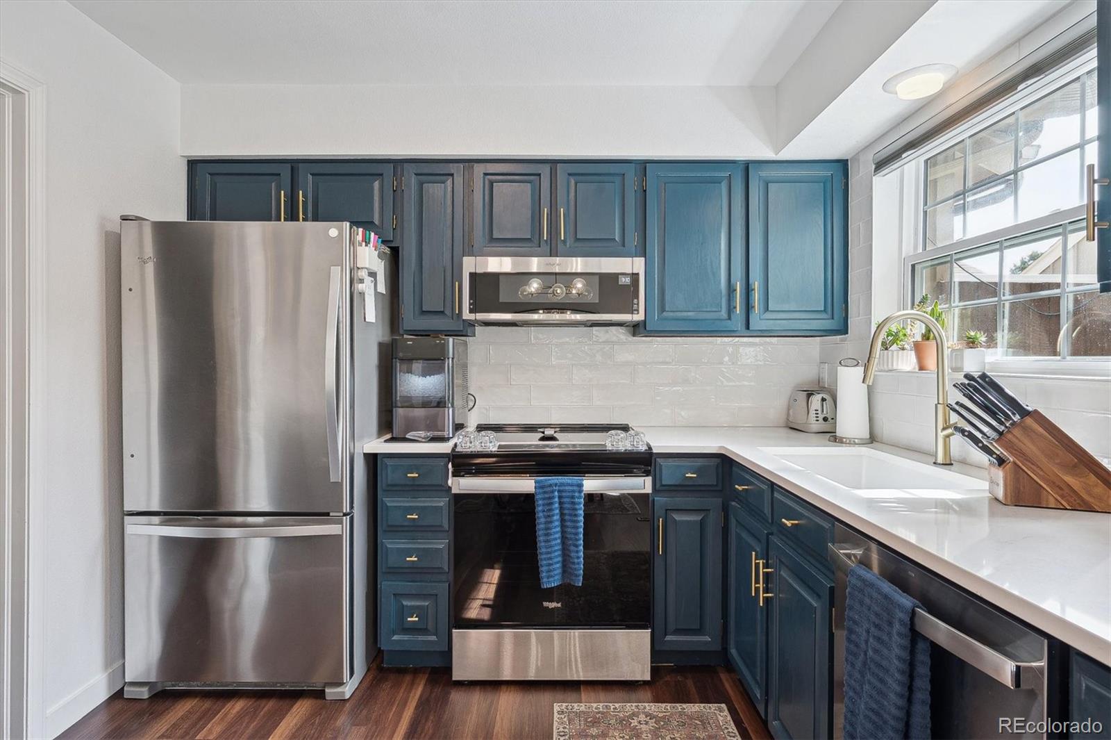 MLS Image #11 for 8981 e amherst drive,denver, Colorado