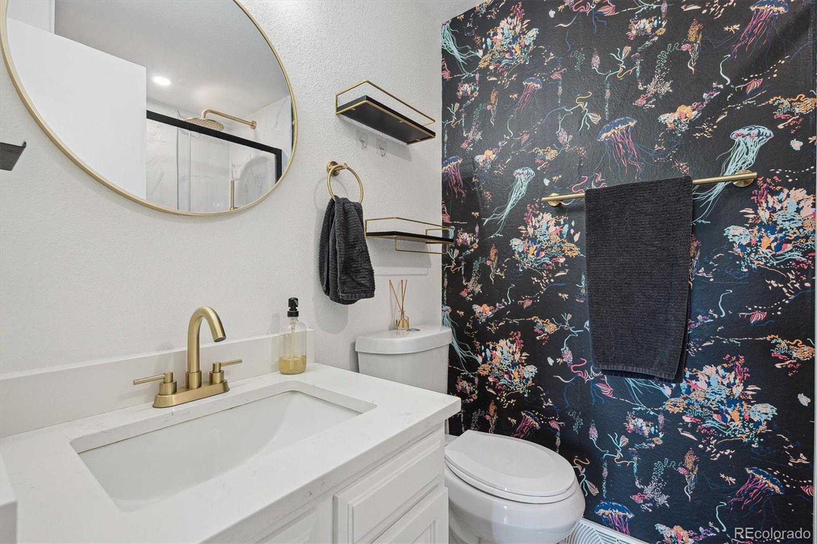MLS Image #14 for 8981 e amherst drive,denver, Colorado