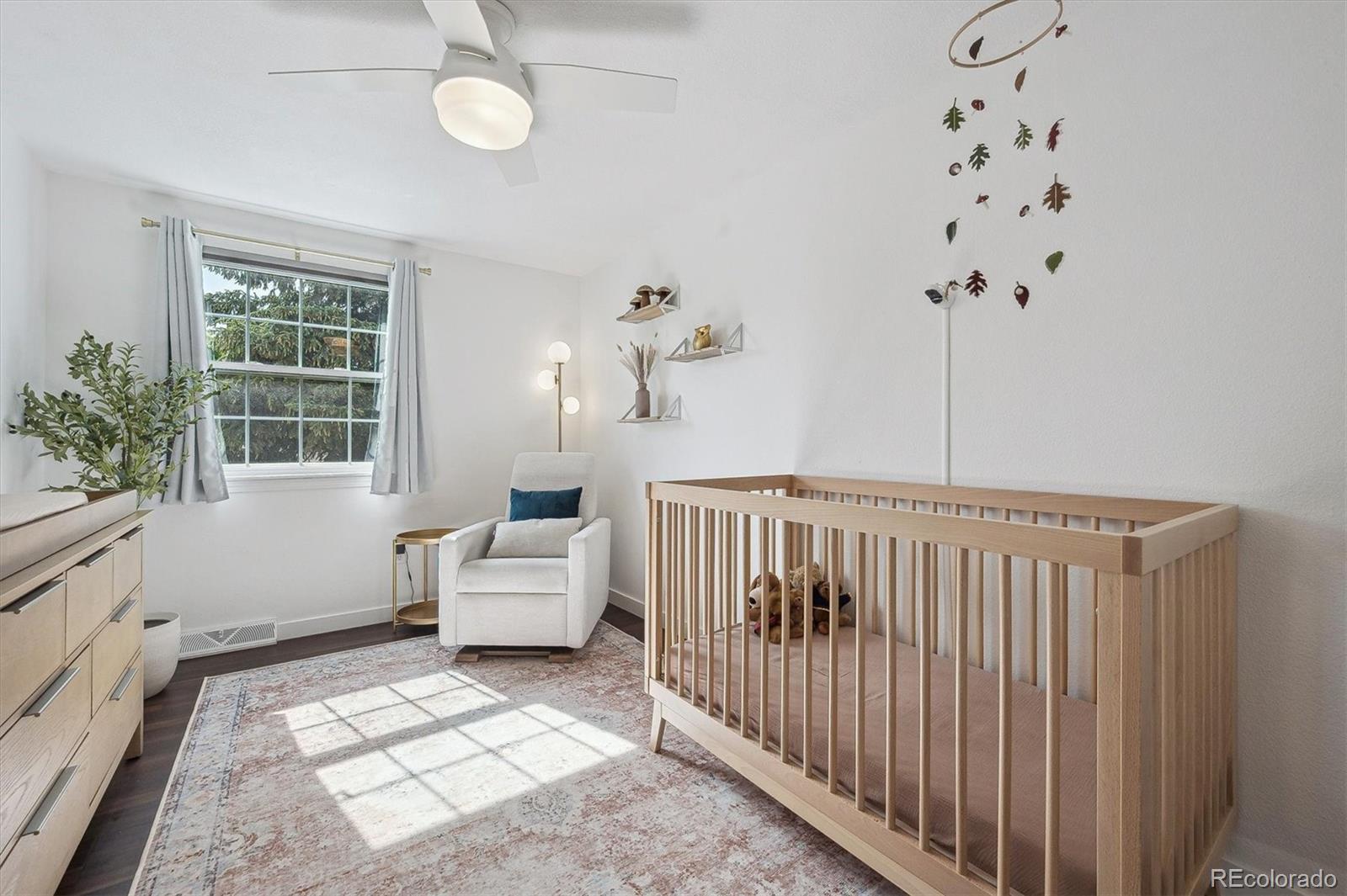 MLS Image #15 for 8981 e amherst drive,denver, Colorado