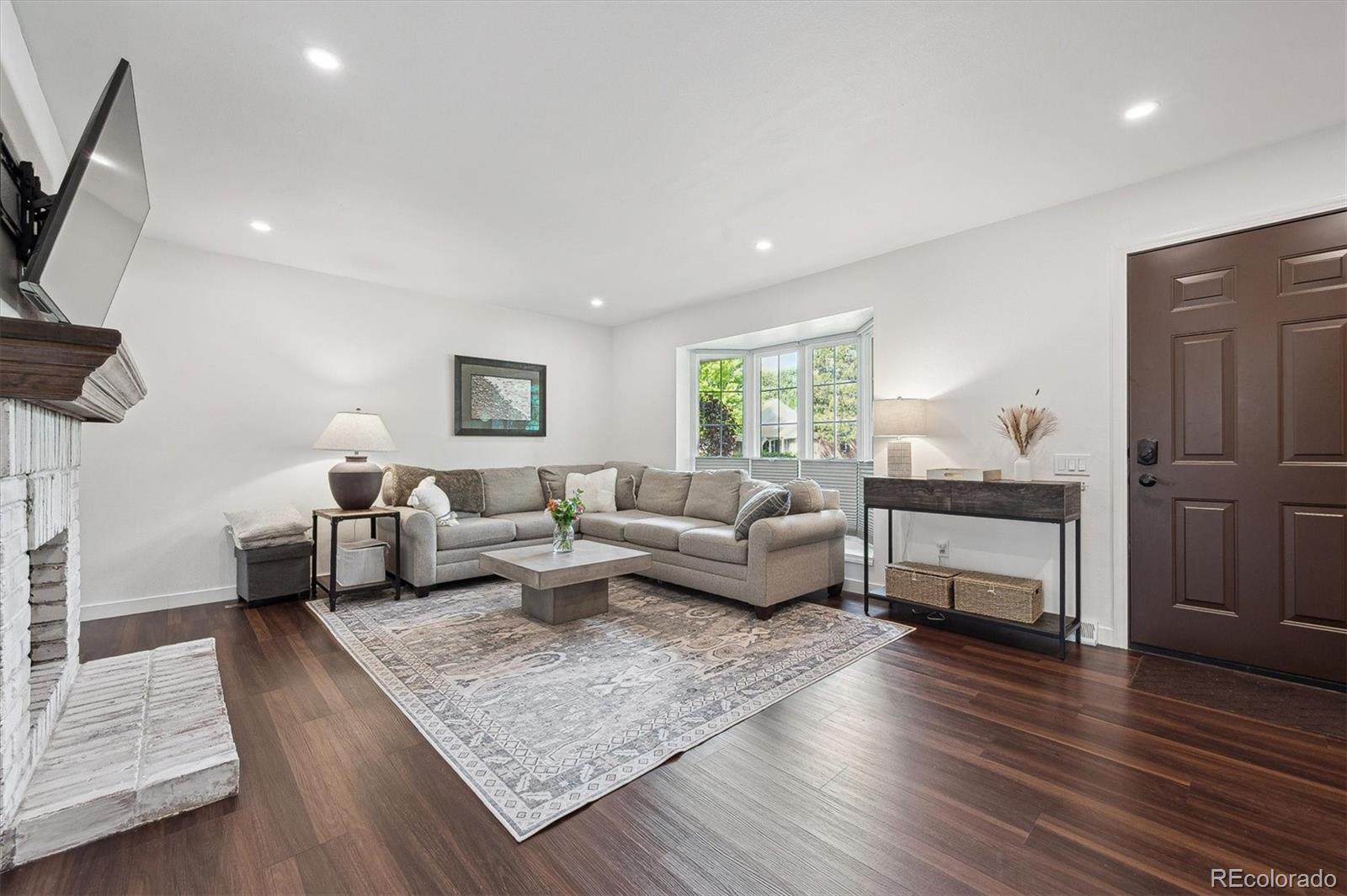 MLS Image #2 for 8981 e amherst drive,denver, Colorado