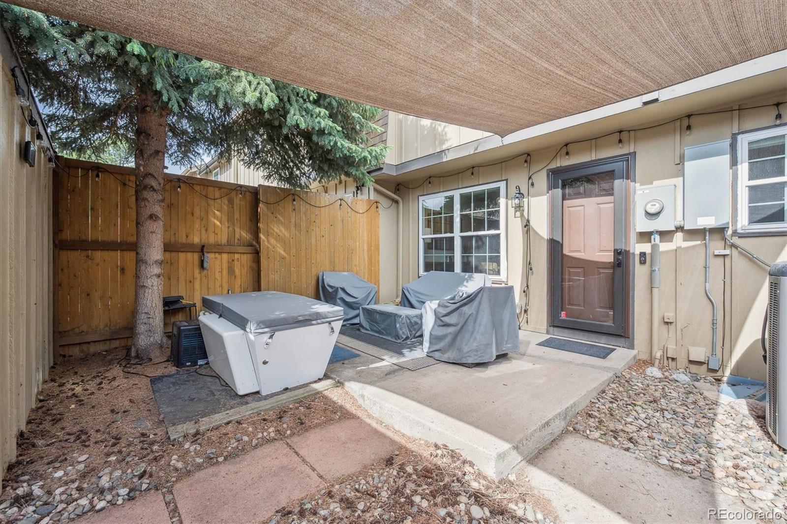 MLS Image #20 for 8981 e amherst drive,denver, Colorado