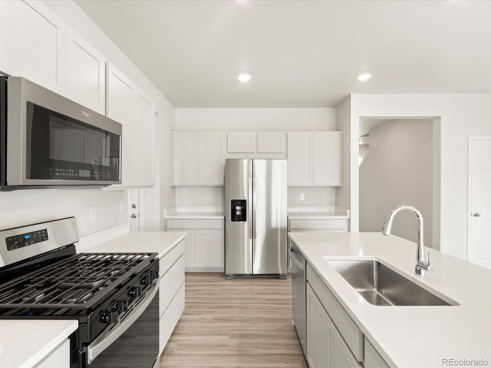 MLS Image #12 for 610  97th avenue,greeley, Colorado