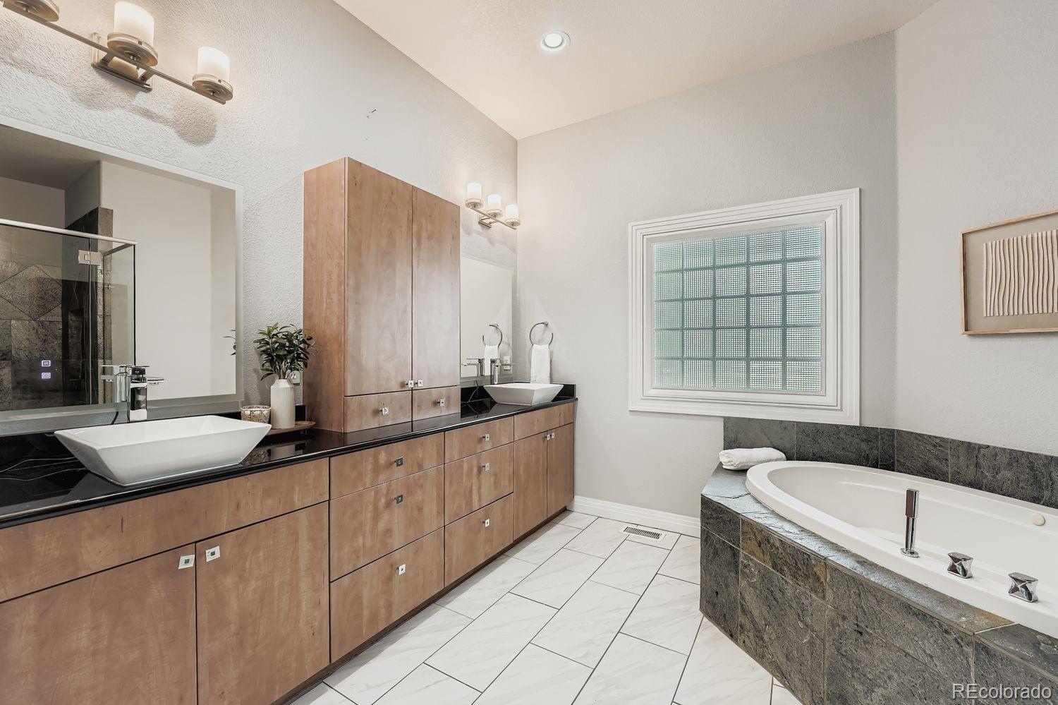 MLS Image #19 for 6553 s sedalia street,aurora, Colorado