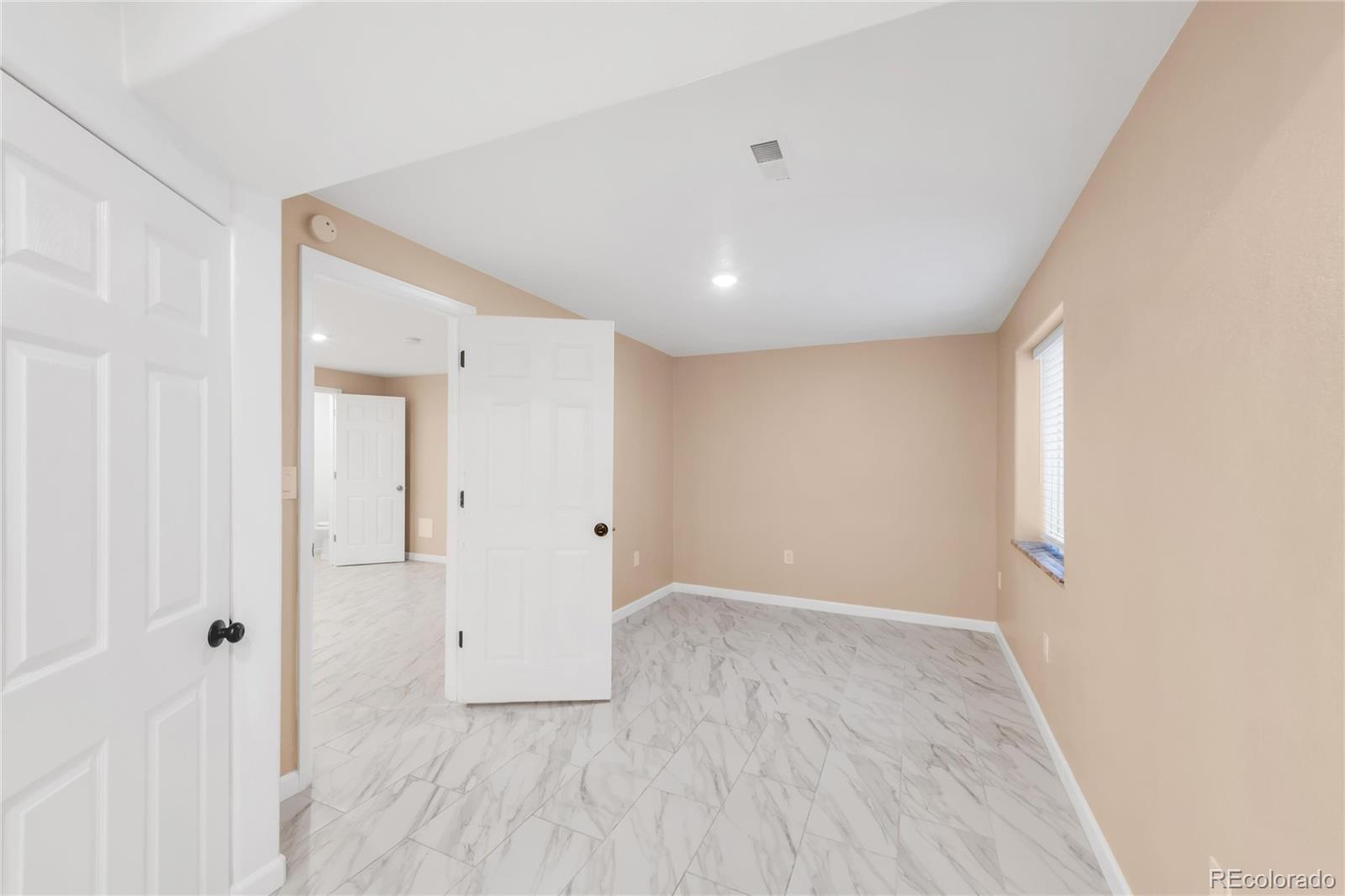 MLS Image #35 for 1249 s irving street,denver, Colorado
