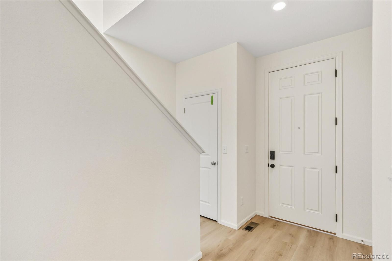 MLS Image #1 for 5242  denali boulevard,aurora, Colorado
