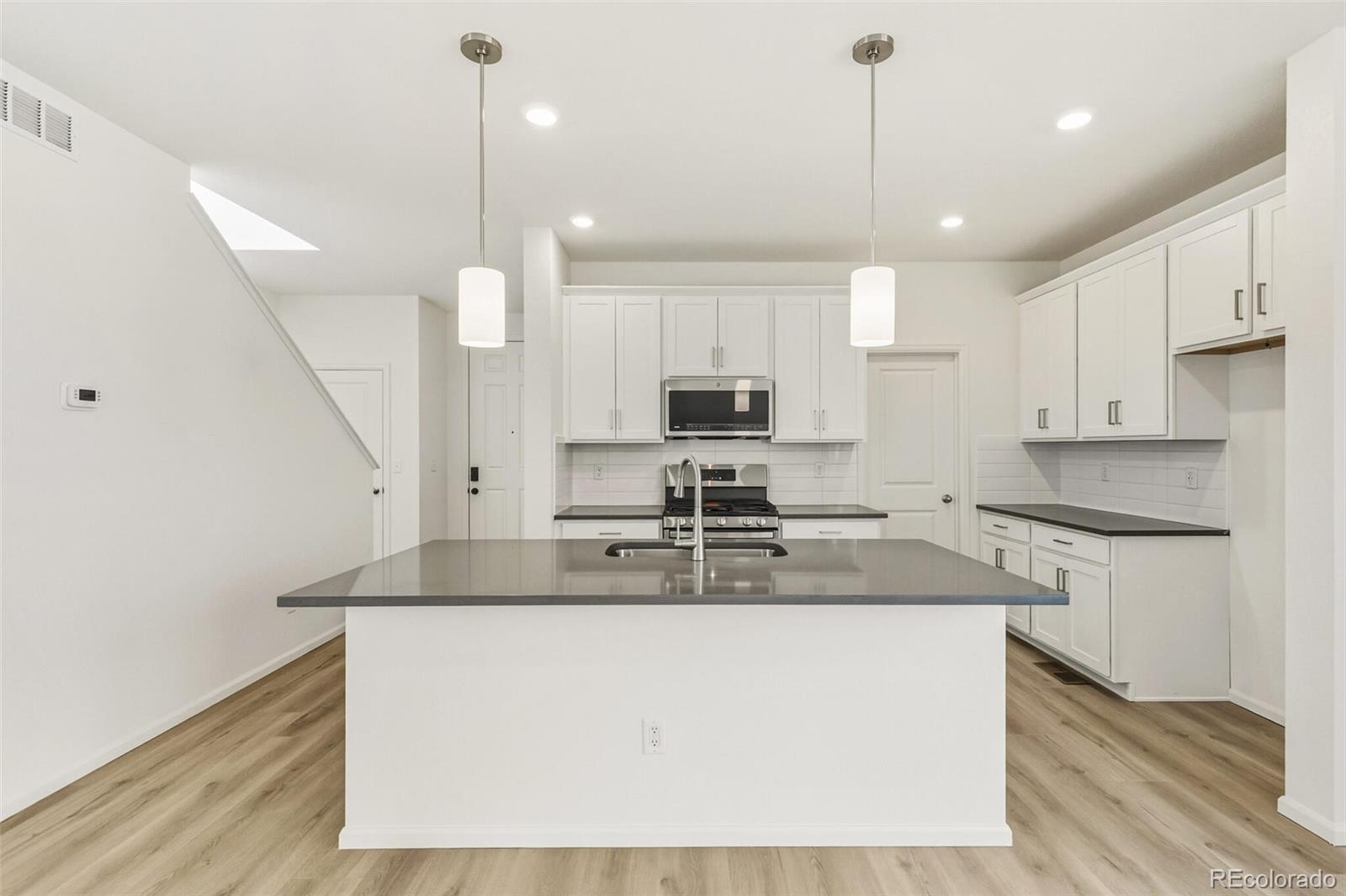 MLS Image #7 for 5242  denali boulevard,aurora, Colorado