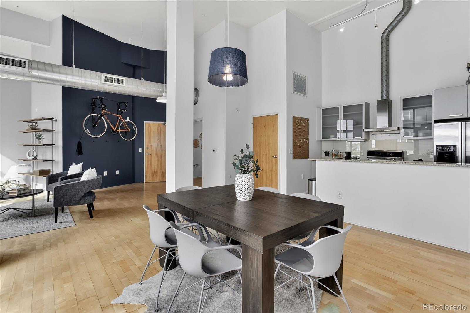 MLS Image #2 for 3100  huron street 4n,denver, Colorado
