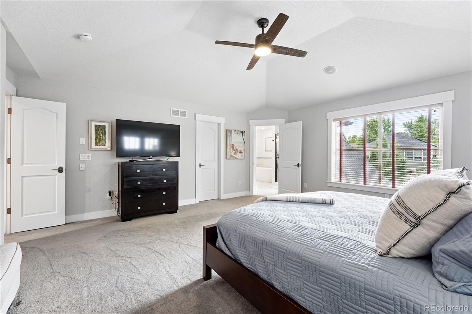 MLS Image #23 for 8276 e 28th drive,denver, Colorado