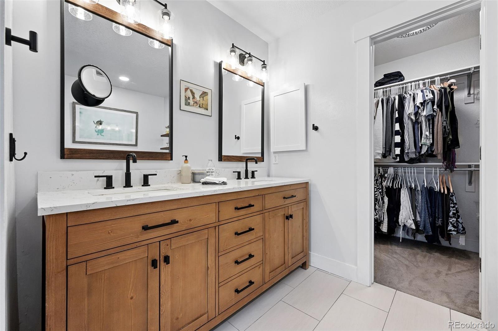 MLS Image #27 for 8276 e 28th drive,denver, Colorado