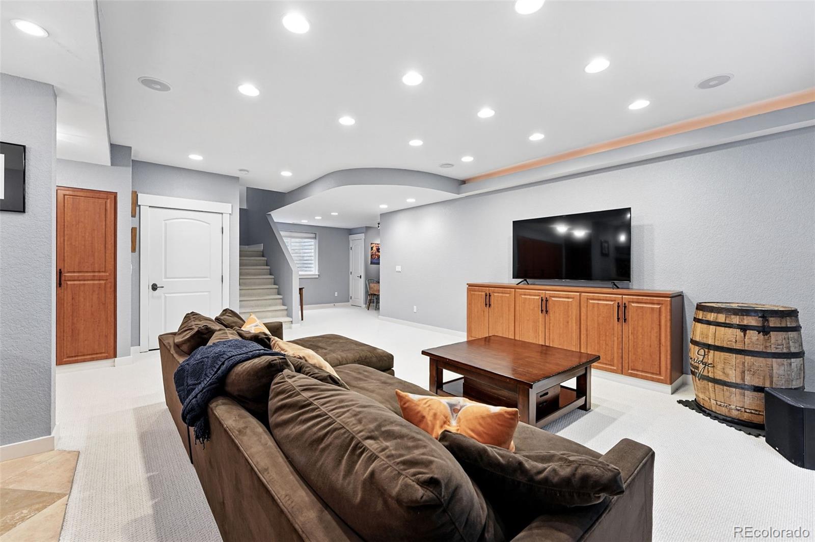 MLS Image #35 for 8276 e 28th drive,denver, Colorado