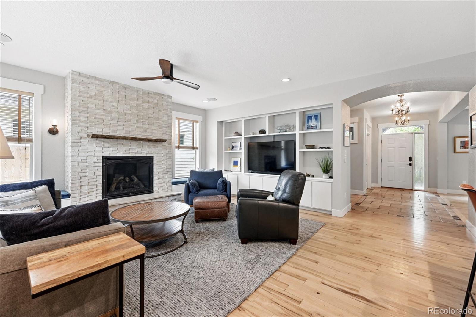 MLS Image #8 for 8276 e 28th drive,denver, Colorado