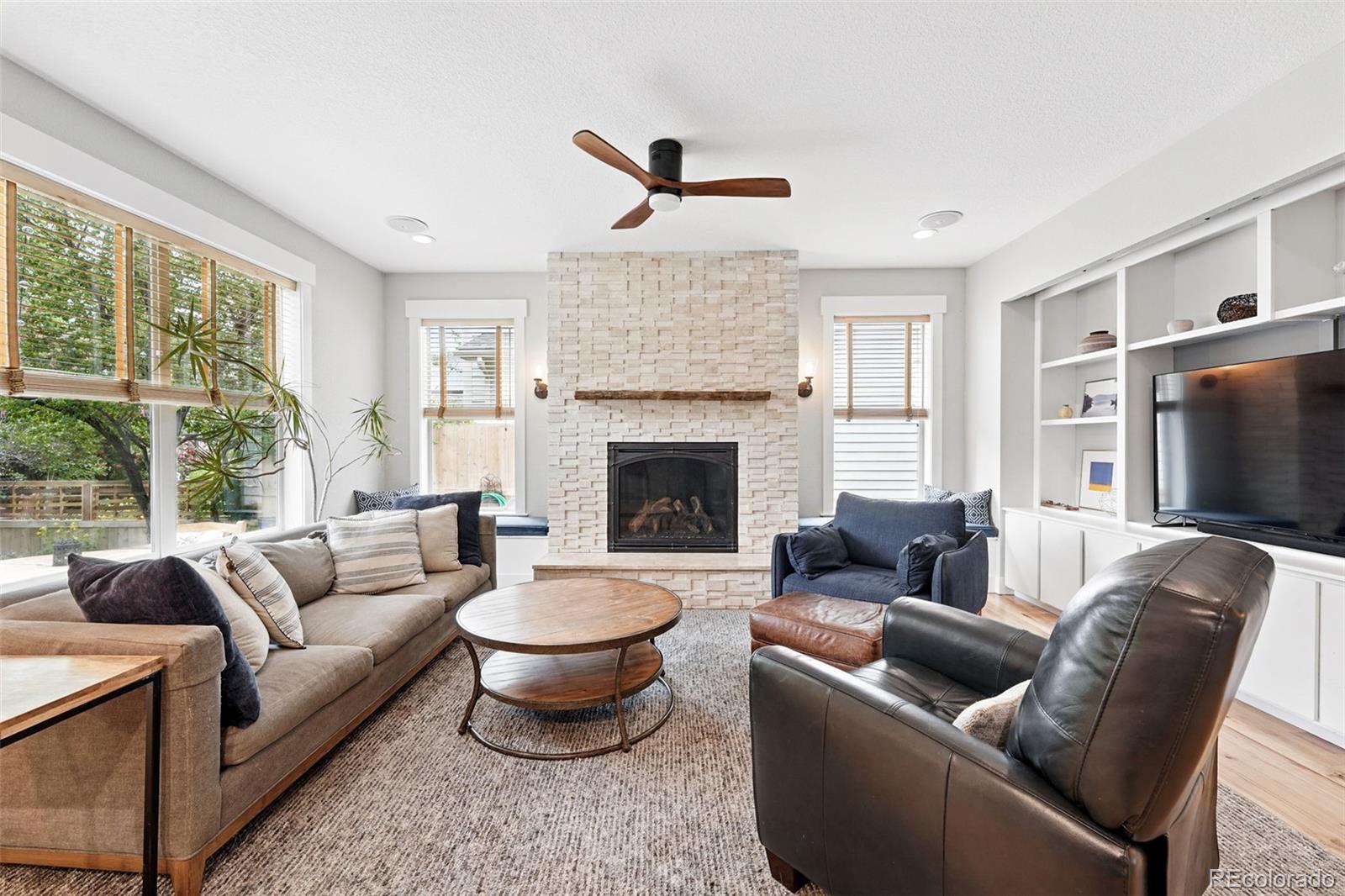 MLS Image #9 for 8276 e 28th drive,denver, Colorado