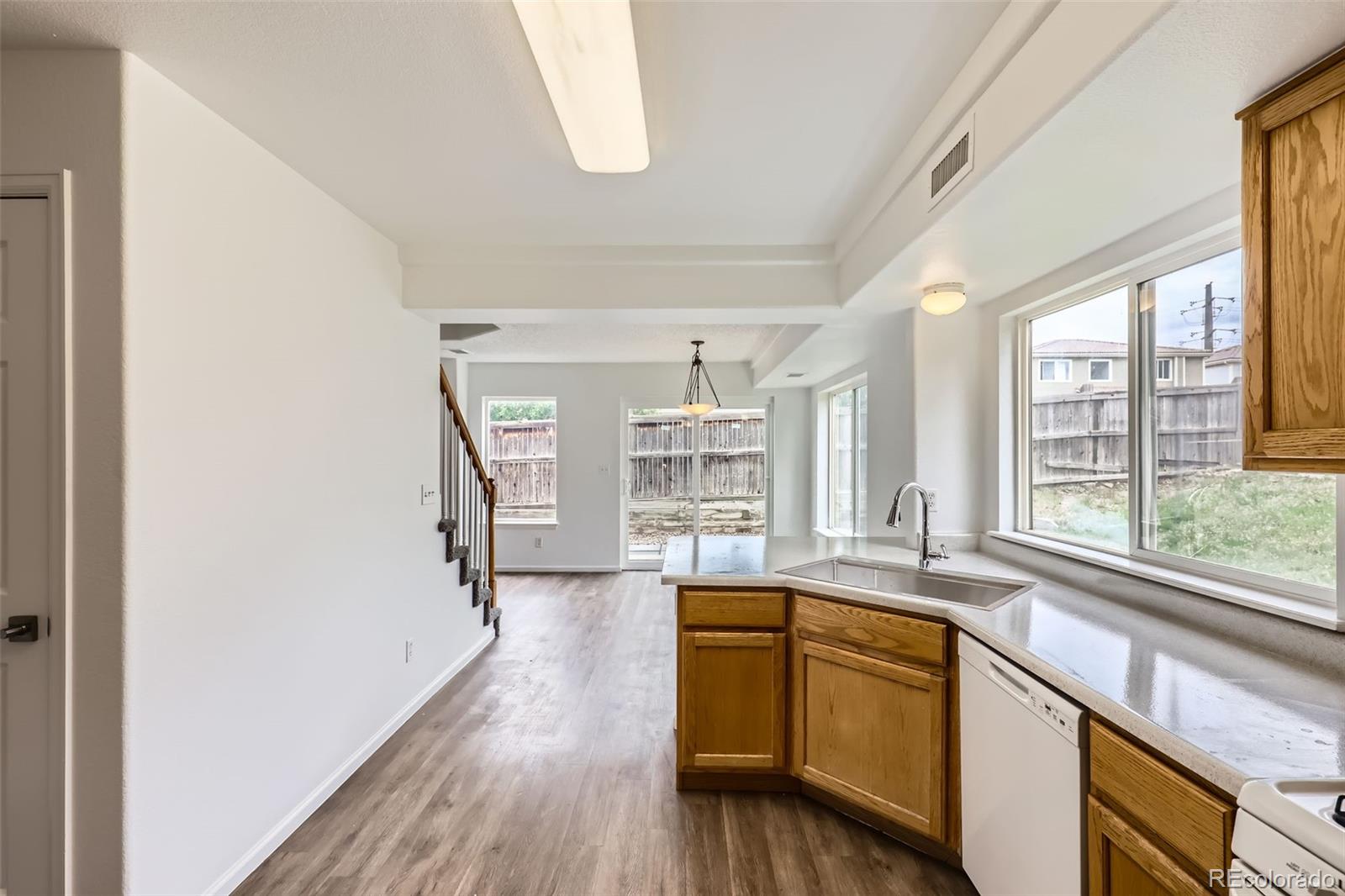 MLS Image #10 for 3853  orleans court,denver, Colorado