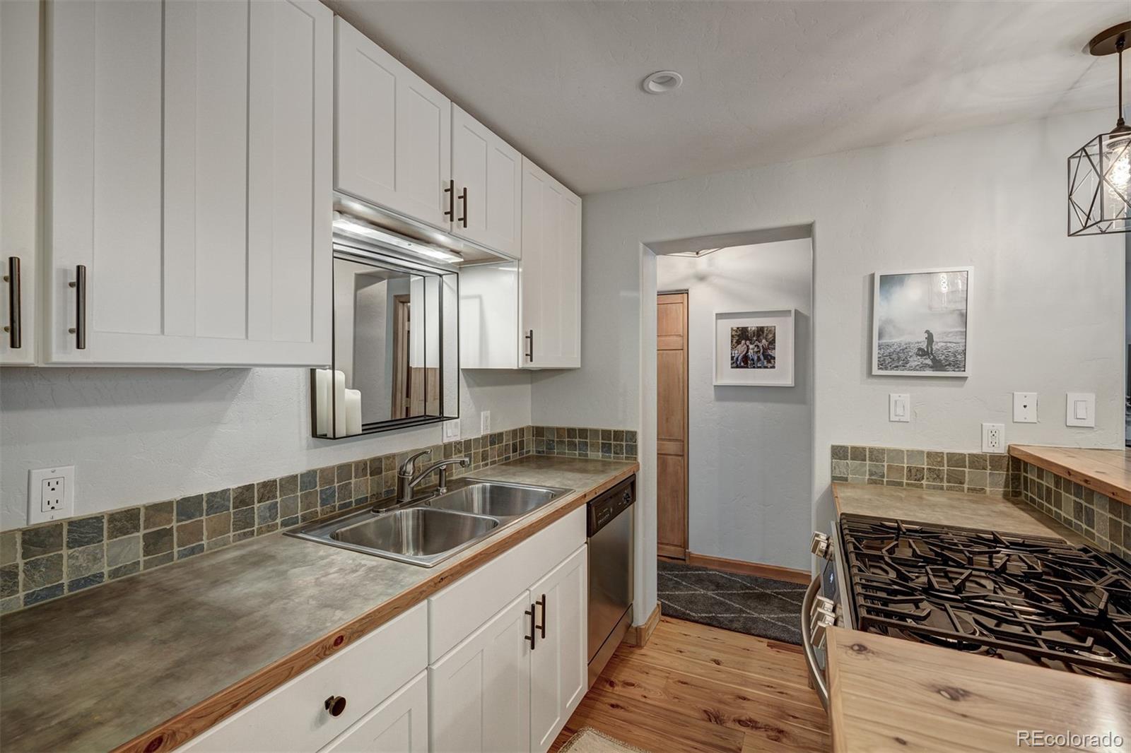 MLS Image #10 for 4295  columbine drive,vail, Colorado