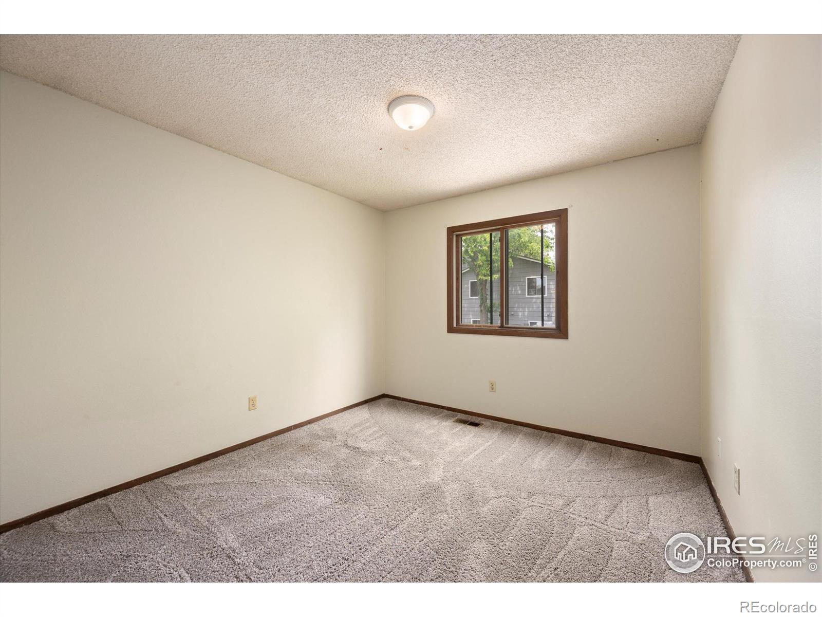MLS Image #13 for 1955  buena vista place,loveland, Colorado