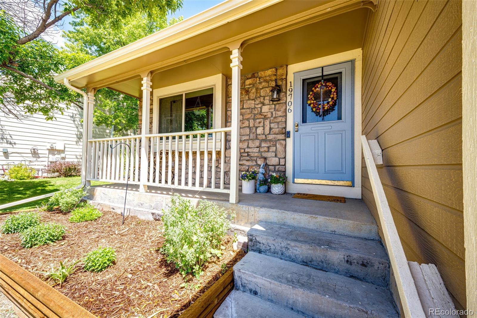 MLS Image #3 for 19706 e bellewood drive,centennial, Colorado
