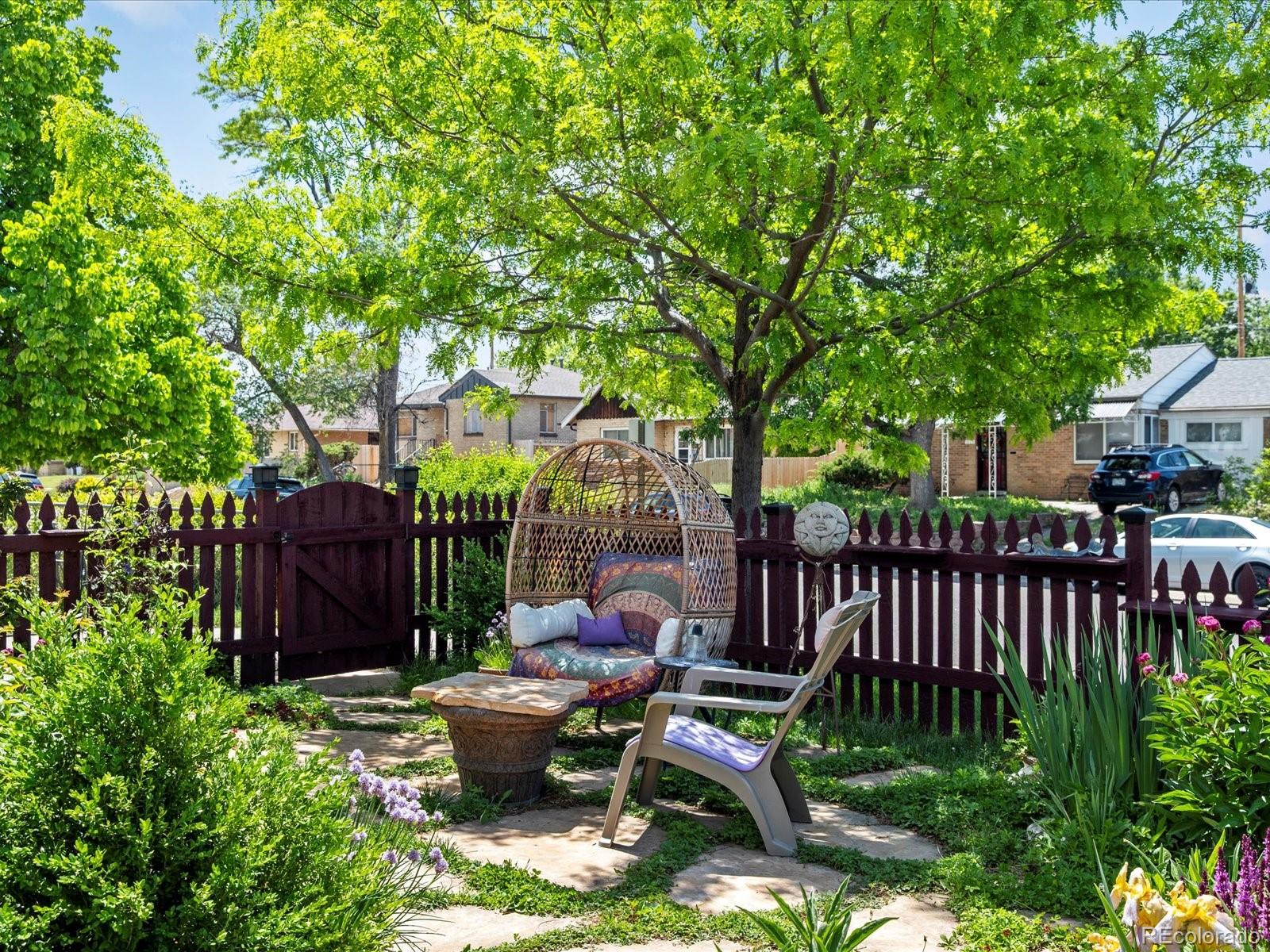 MLS Image #2 for 3580  krameria street,denver, Colorado