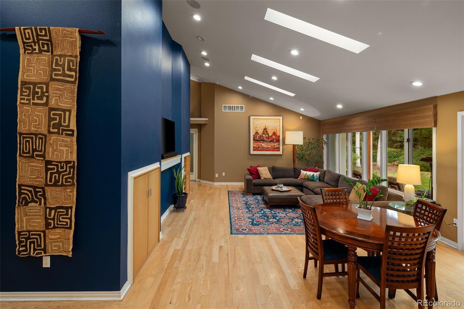 MLS Image #13 for 250 s dahlia street,denver, Colorado