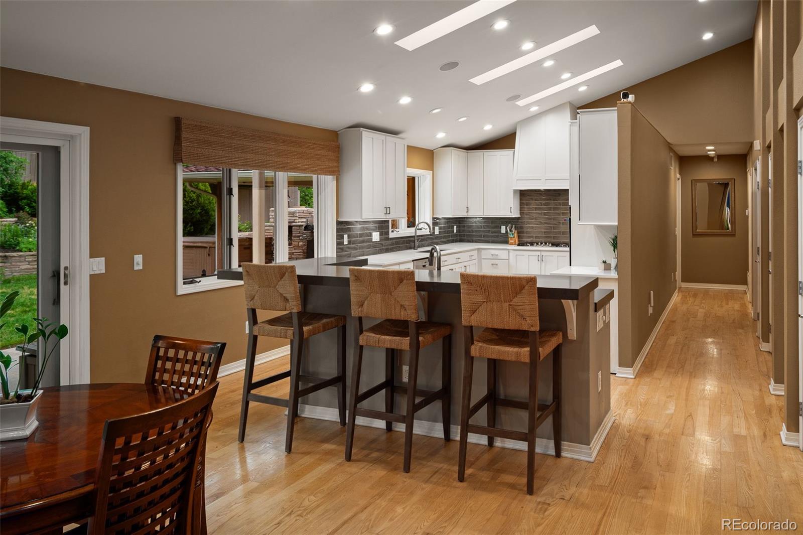 MLS Image #24 for 250 s dahlia street,denver, Colorado