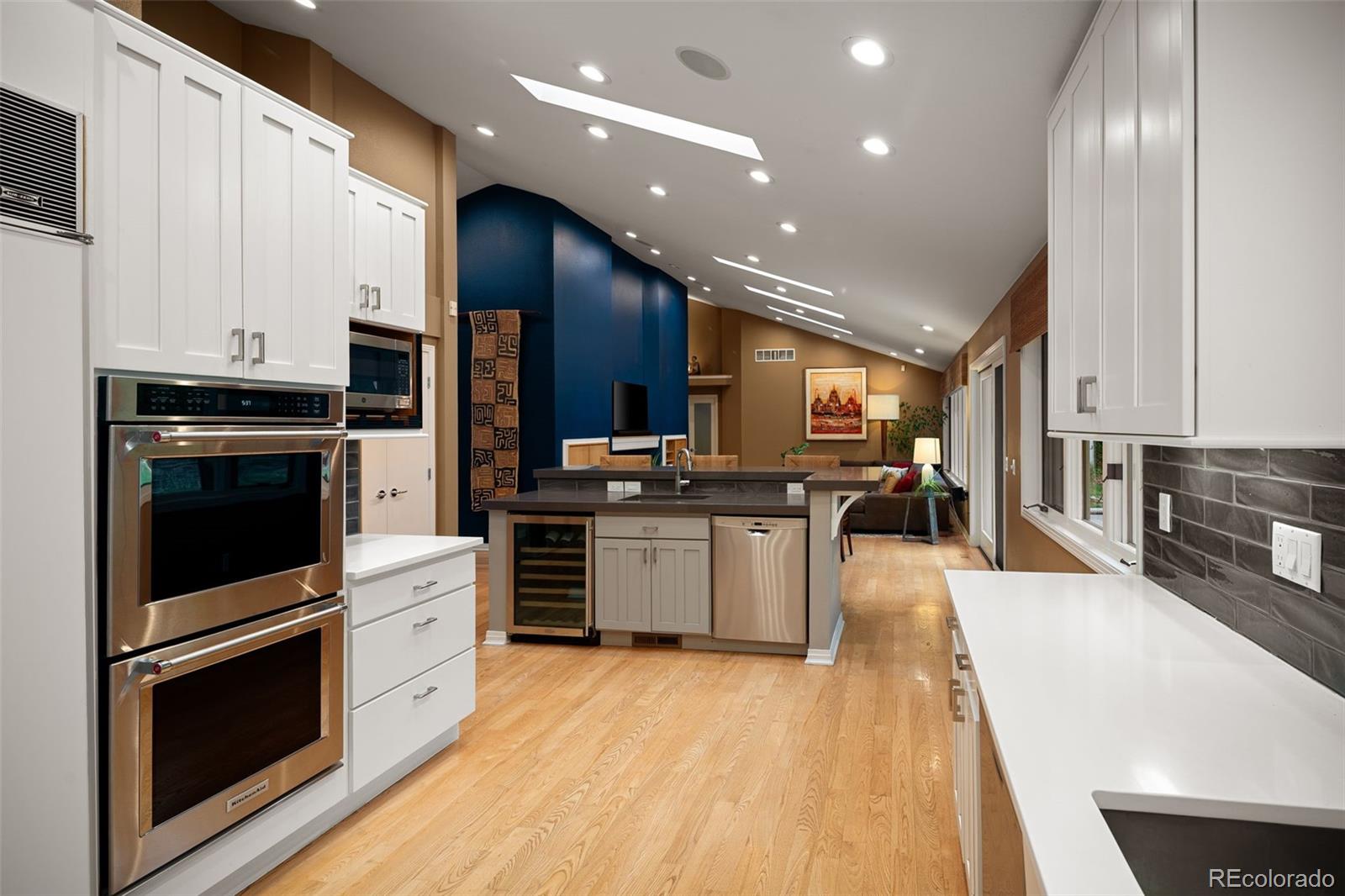 MLS Image #29 for 250 s dahlia street,denver, Colorado