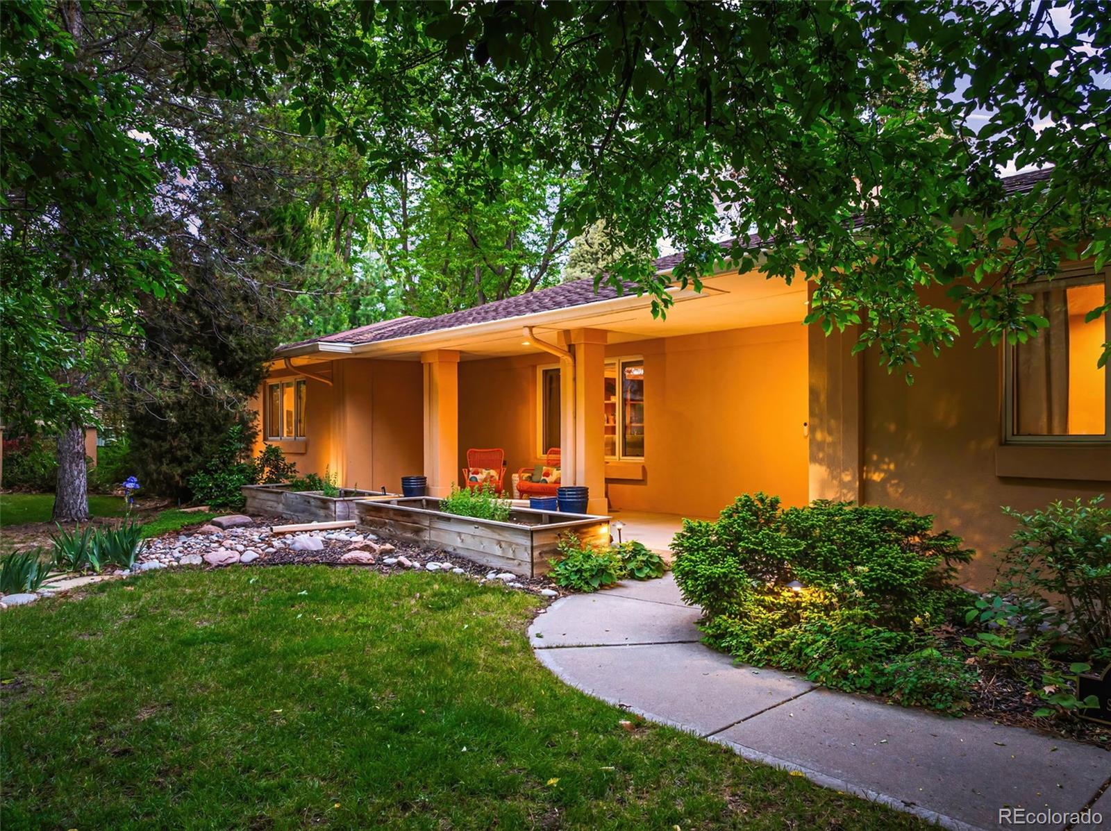 MLS Image #5 for 250 s dahlia street,denver, Colorado