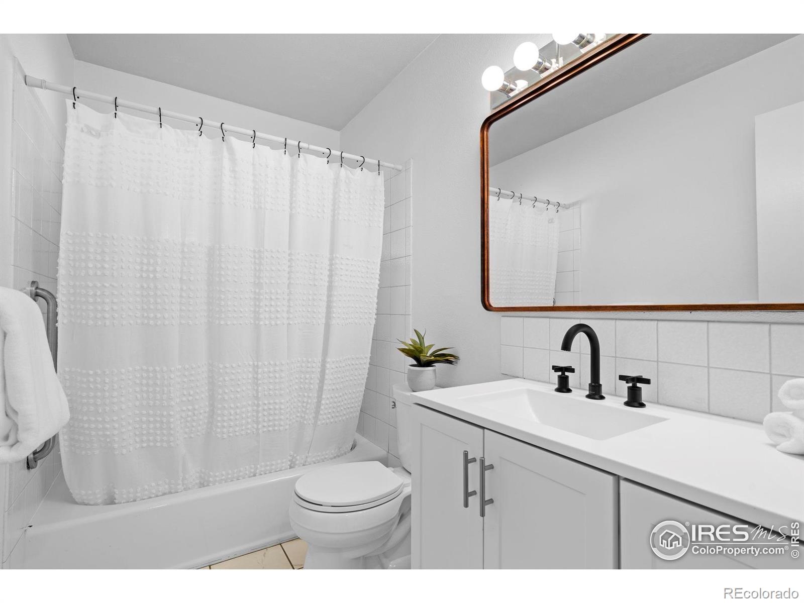 MLS Image #12 for 7736  vallejo street,denver, Colorado