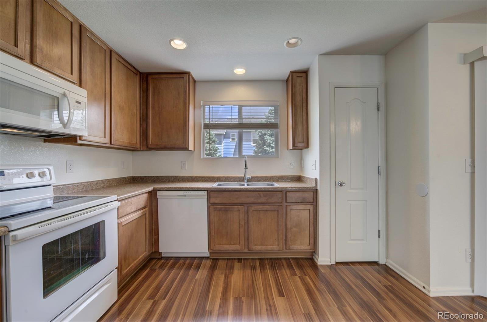 MLS Image #19 for 19249 e 58th avenue d,denver, Colorado