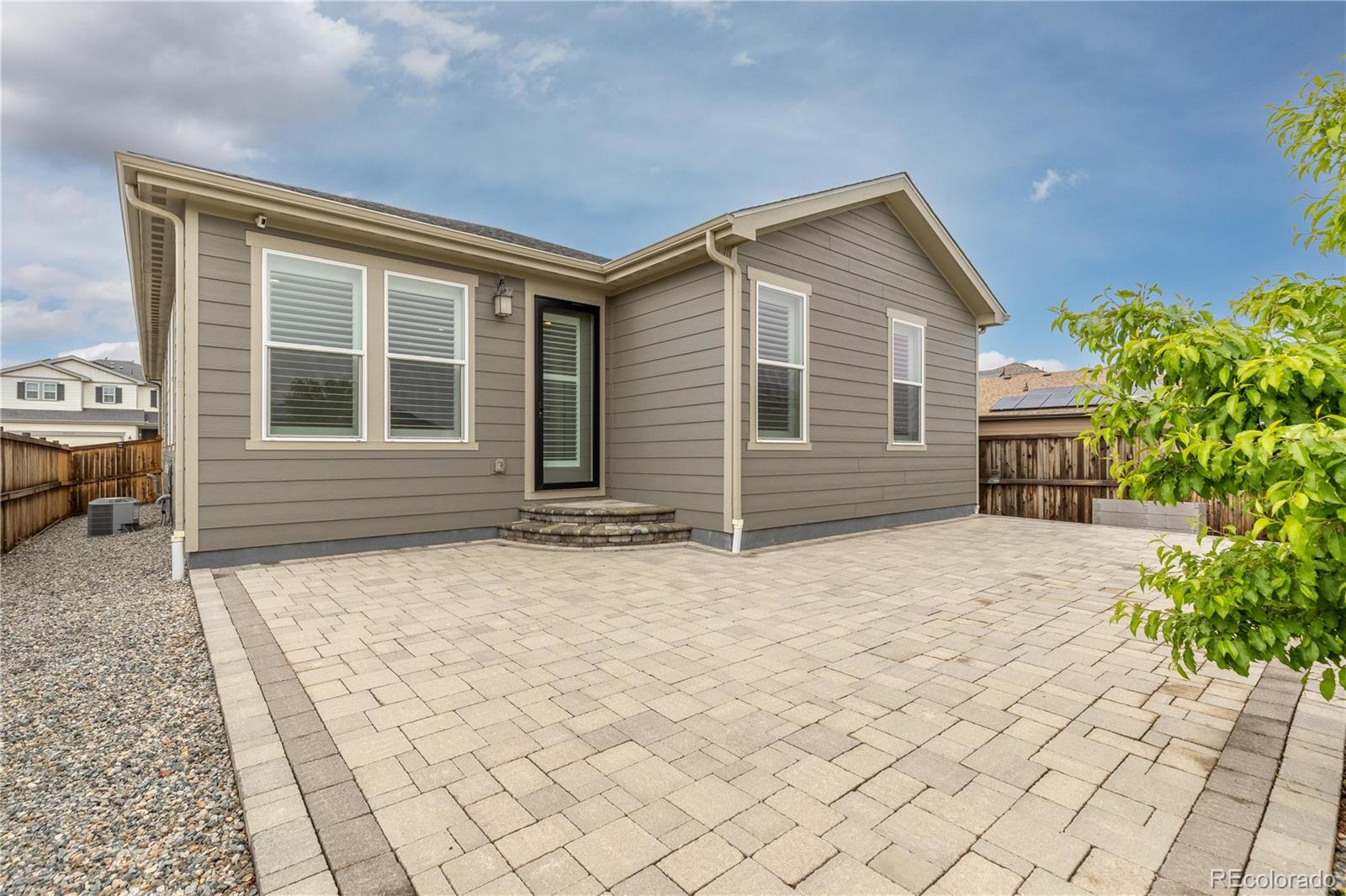 MLS Image #19 for 27639 e 7th lane,aurora, Colorado