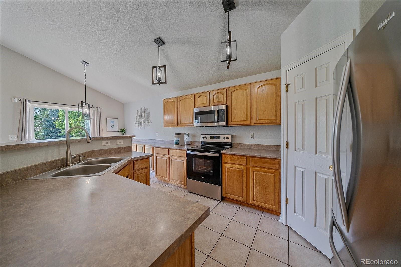 MLS Image #14 for 10723 w 54th place,arvada, Colorado