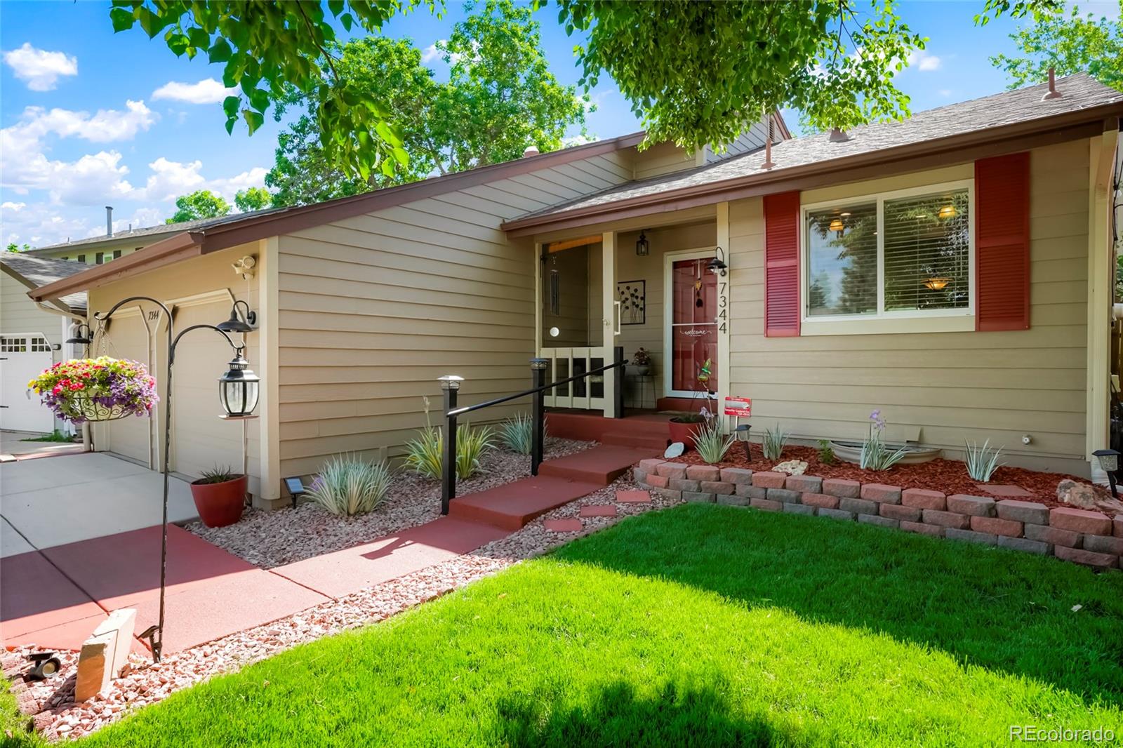 MLS Image #2 for 7344 s sheephorn mountain,littleton, Colorado