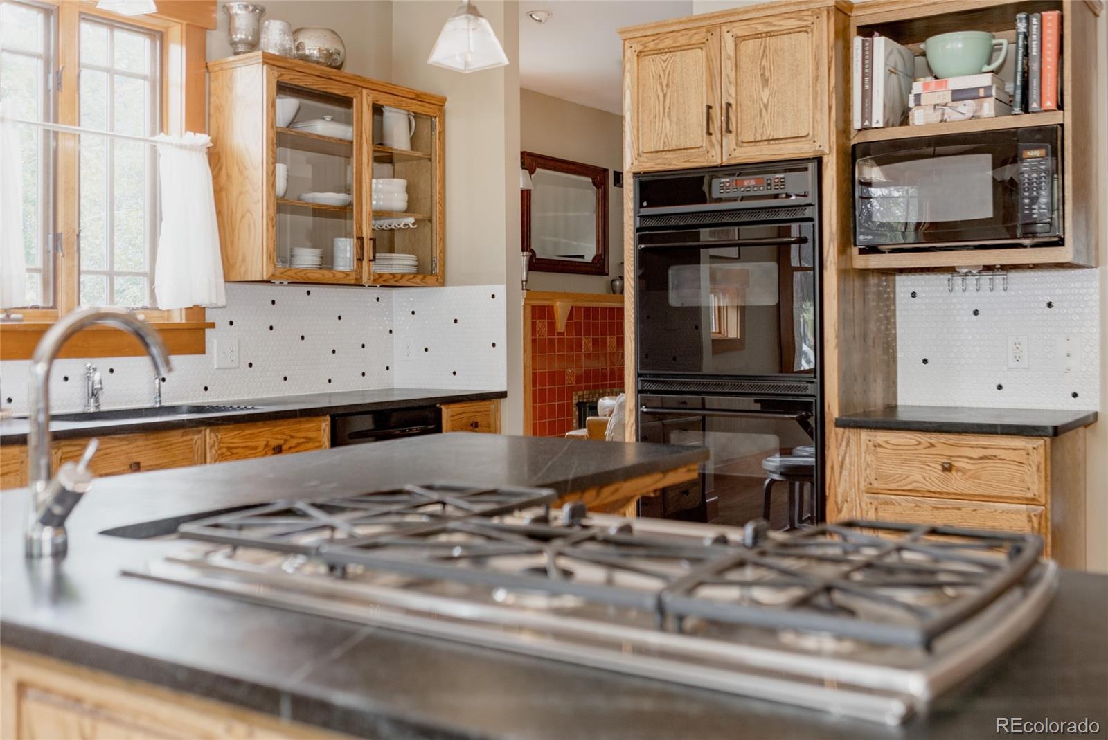 MLS Image #15 for 1260  hudson street,denver, Colorado