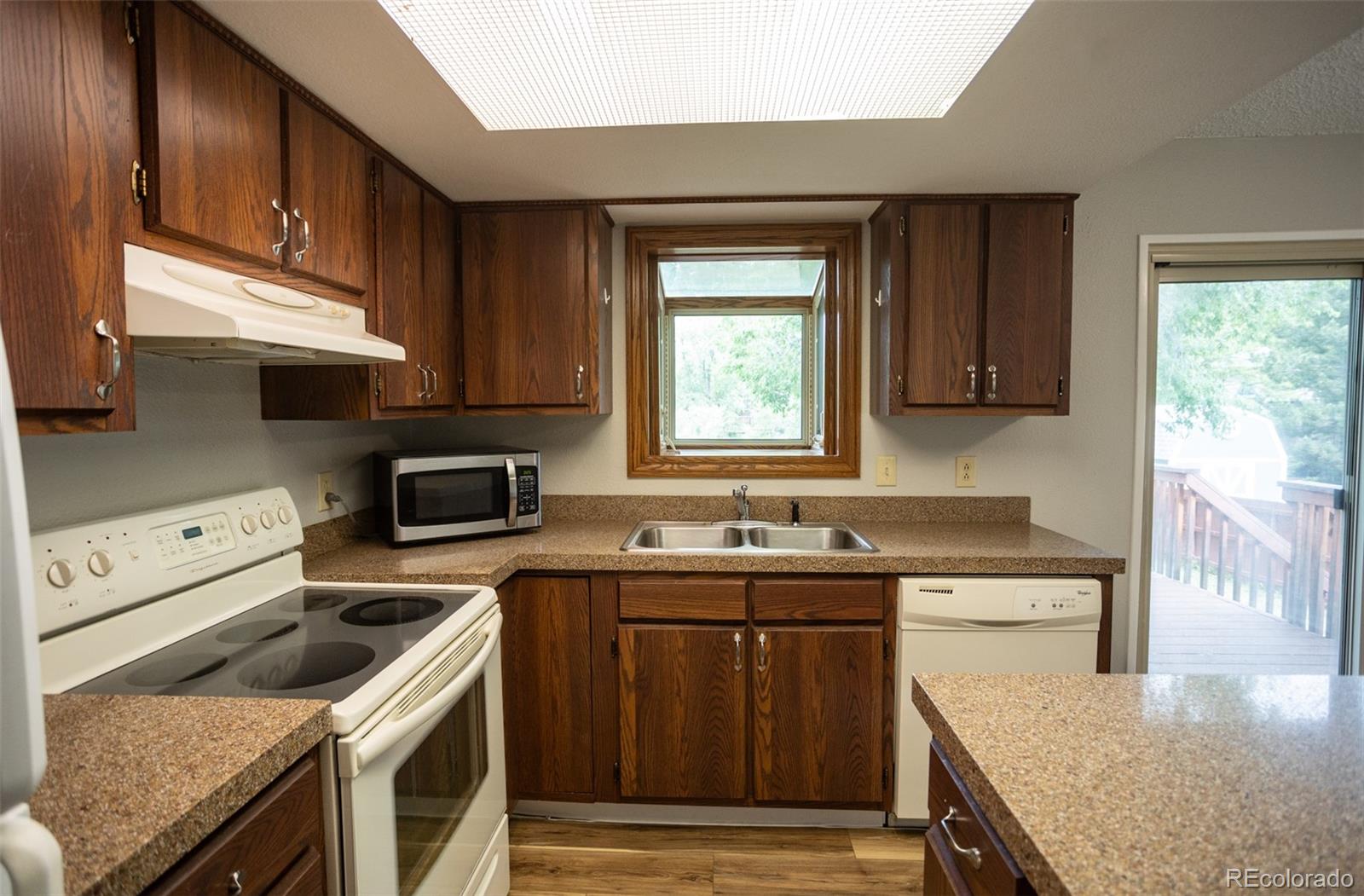MLS Image #11 for 4540  debonair circle,colorado springs, Colorado